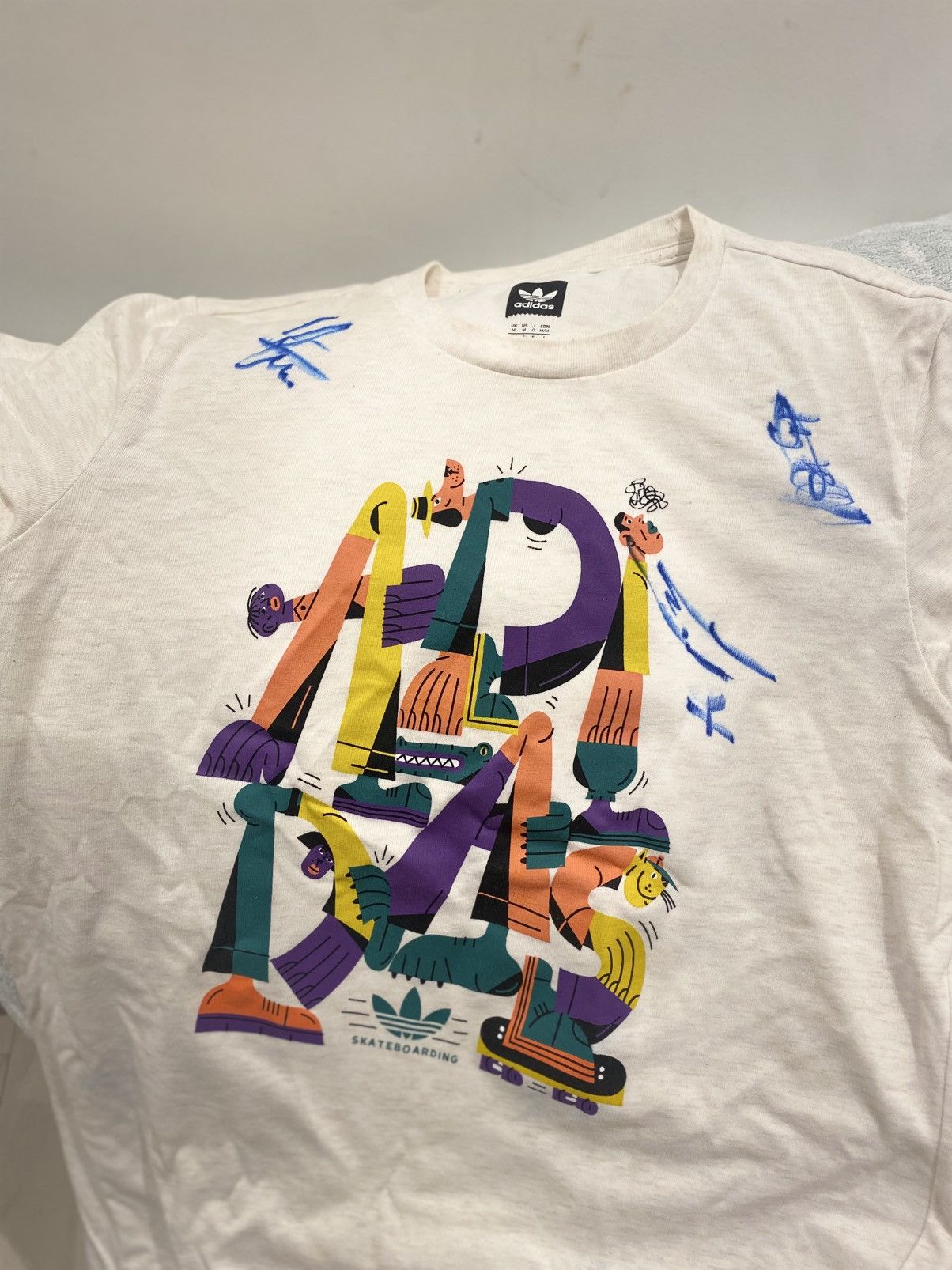Adidas Henry, Hazard, KDB Trio Icons Signed on One Adidas Tee Size US M / EU 48-50 / 2 - 3 Thumbnail