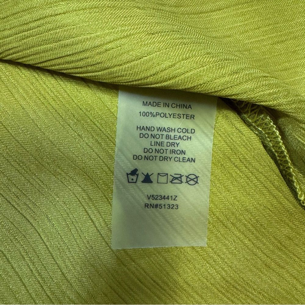 Vince Camuto NWT New Vince Camuto Lime Green Long Sleeve Blouse Size L Size L / US 10 / IT 46 - 8 Thumbnail