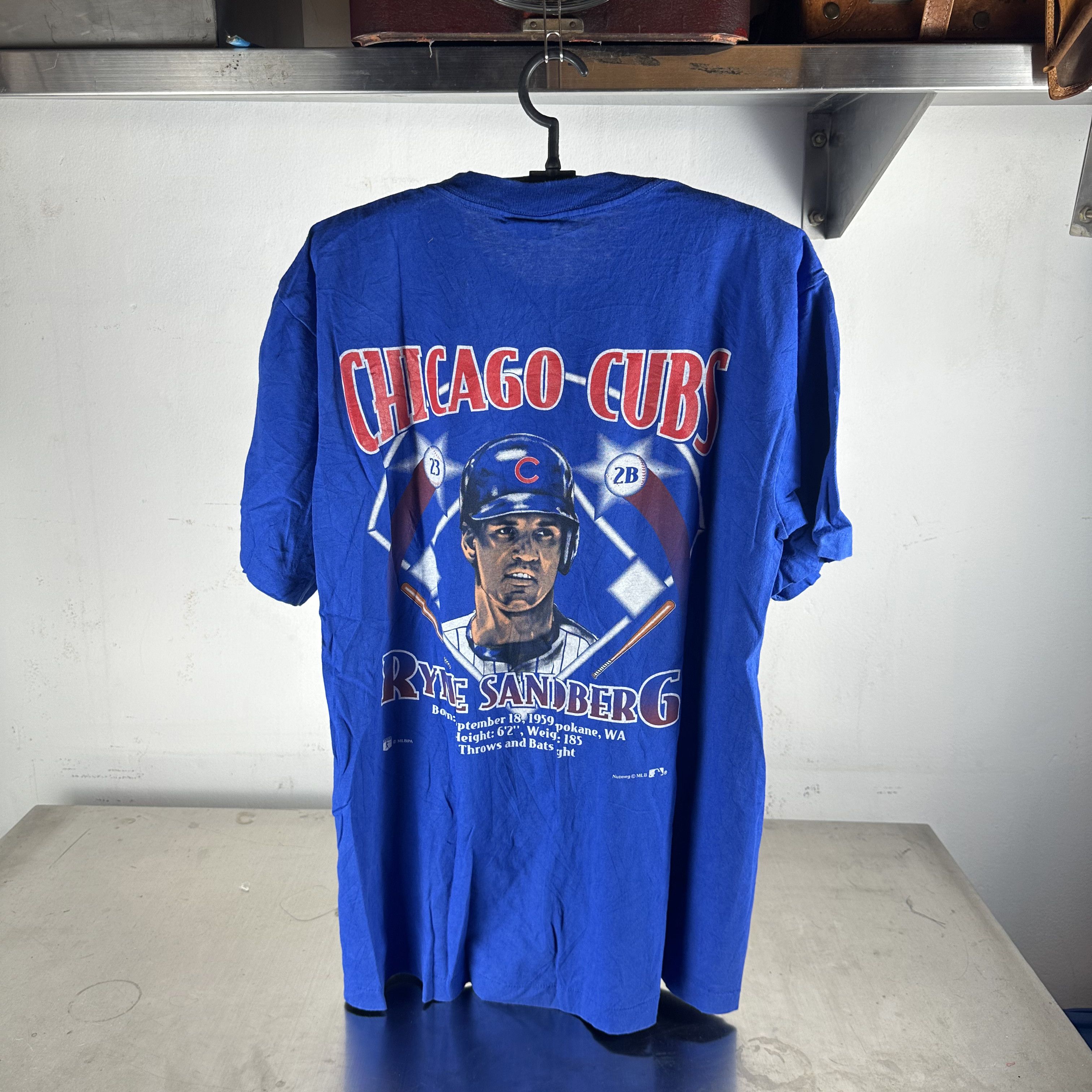 Vintage Vintage 90s Ryne Sandberg Chicago Cubs MLB Nutmeg T-Shirt Size US XL / EU 56 / 4 - 3 Thumbnail
