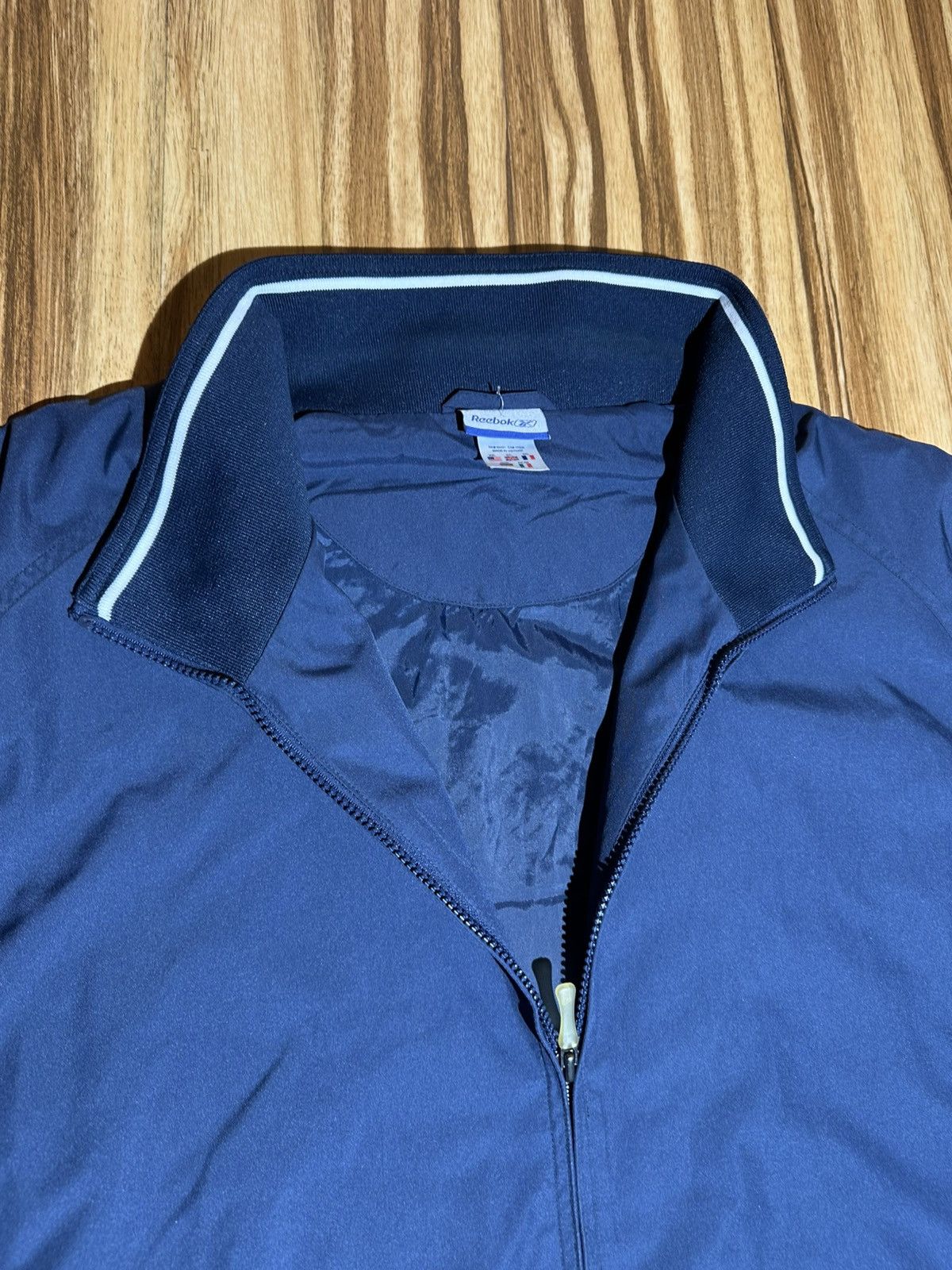 Reebok Vintage 2000s Reebok Men's Navy and WhiteWindbreaker Size2XL Size US XXL / EU 58 / 5 - 6 Thumbnail