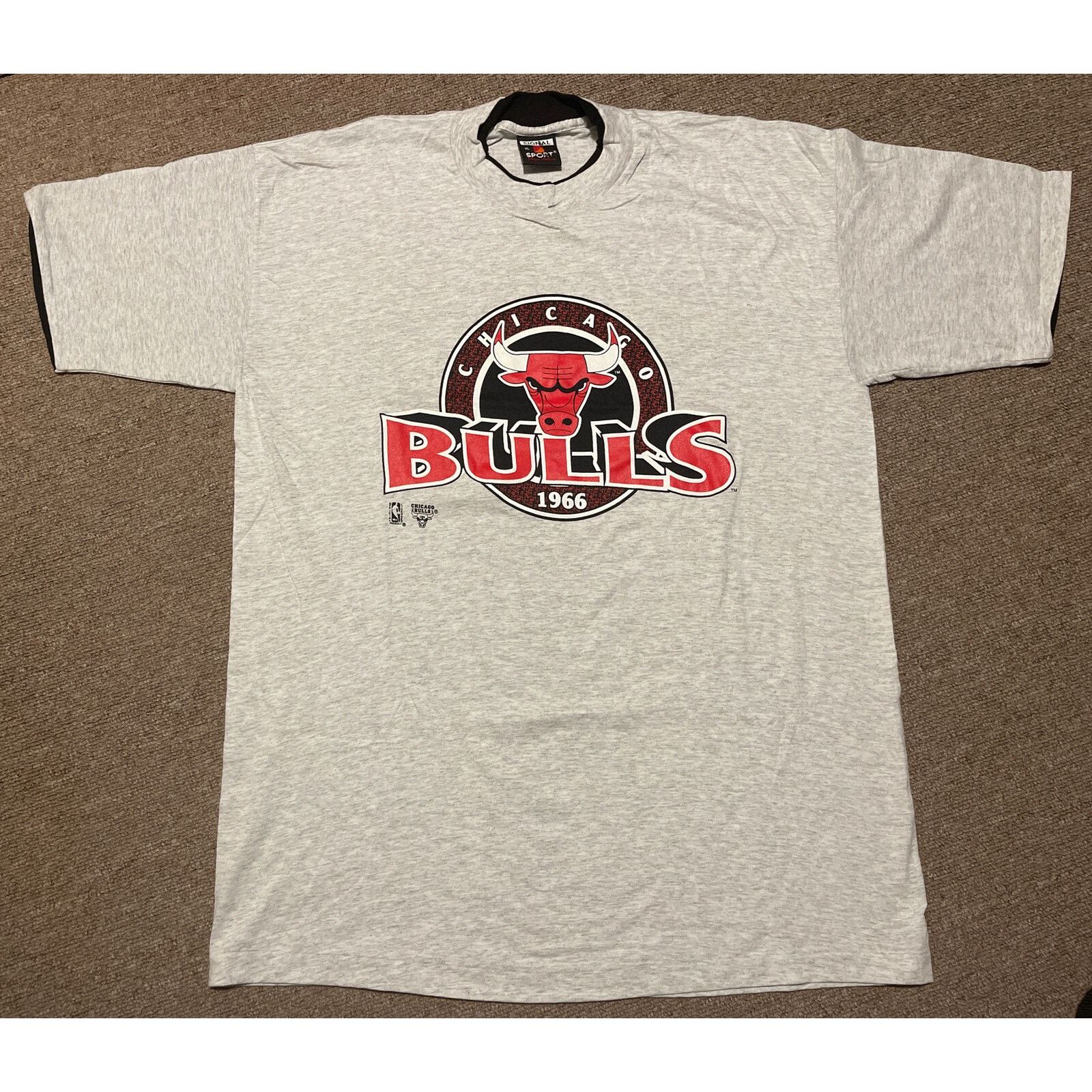 Vintage Vintage 90's XL Chicago Bulls NBA Michael Jordan Single Stit Size US XL / EU 56 / 4 - 1 Thumbnail