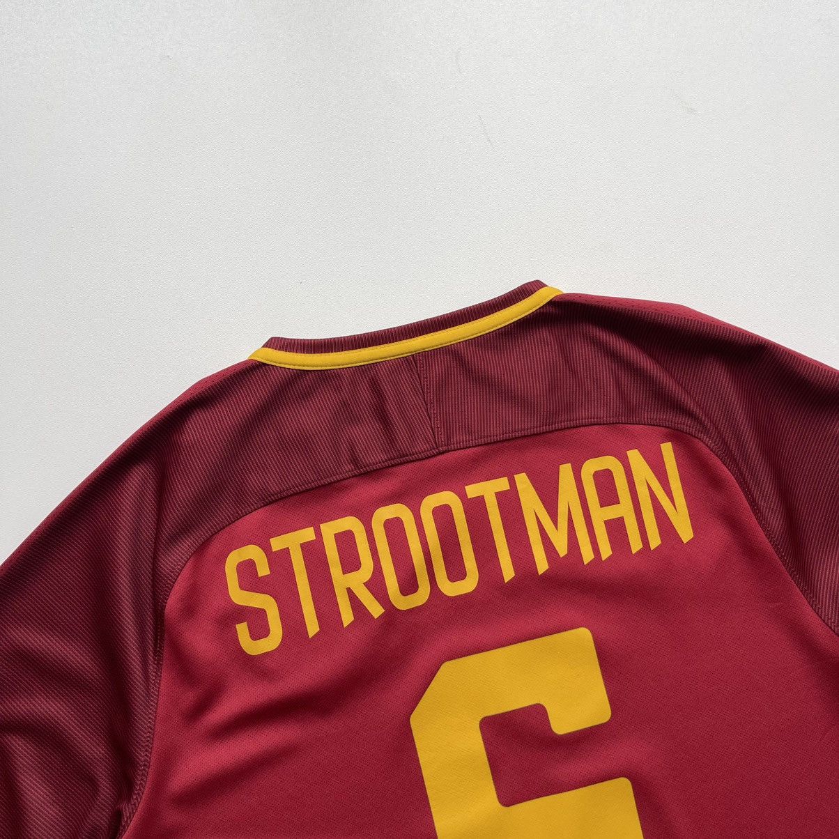 Nike Nike AS Roma 2017/2018 Home Jersey #6 STROOTMAN Serie A Rare Size US M / EU 48-50 / 2 - 9 Thumbnail