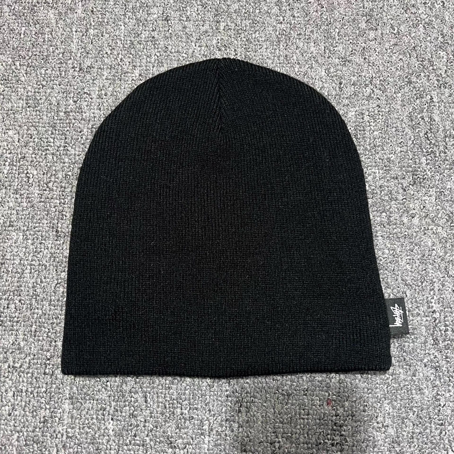 Stussy Stussy classic solid color small flag label knit beanie Q7 Size ONE SIZE - 4 Thumbnail