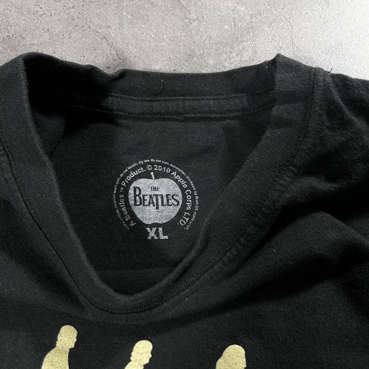 Band Tees Vintage 00s The Beatles Abbey Road Rock Metal Tshirt Tee Size US XL / EU 56 / 4 - 8 Thumbnail