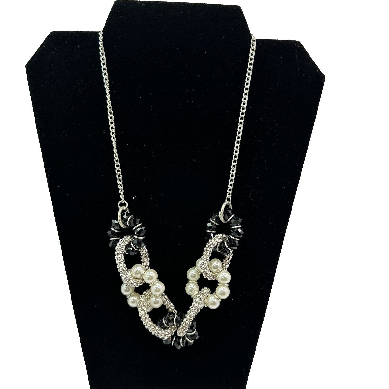 Other Ny & Co Silver Mesh Blk Crystals Faux Pearls Beads Necklace Size ONE SIZE - 9 Thumbnail