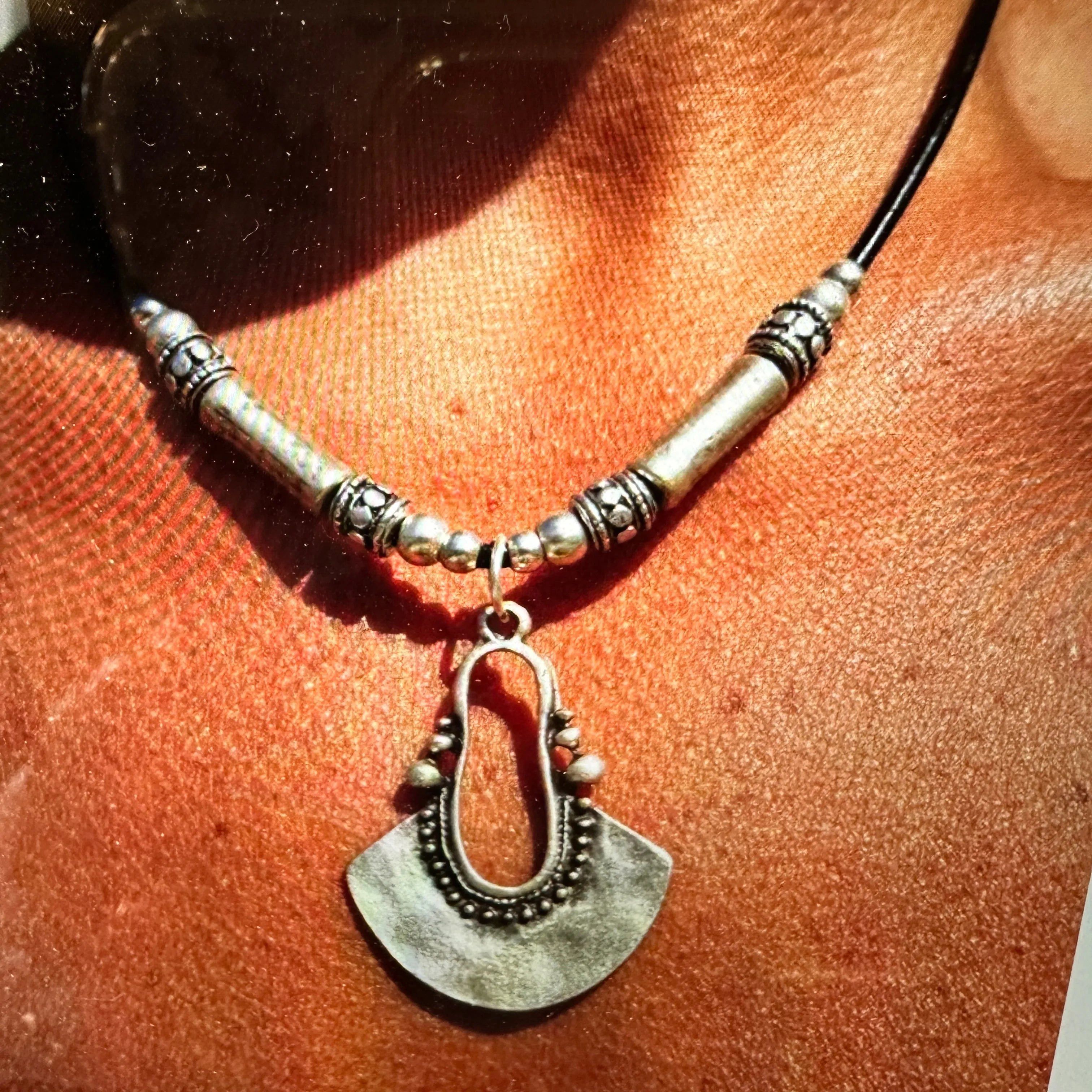 Other Boho Western Western Cowgirl Leather Cord Silver Pendant, Bl Size ONE SIZE - 1 Thumbnail