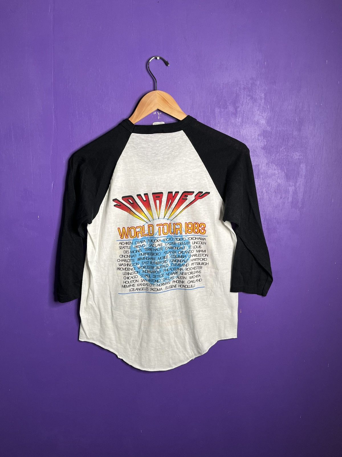 Band Tees × Vintage Vintage 1983 Journey world tour Detroit raglan t-shirt Size US M / EU 48-50 / 2 - 2 Thumbnail