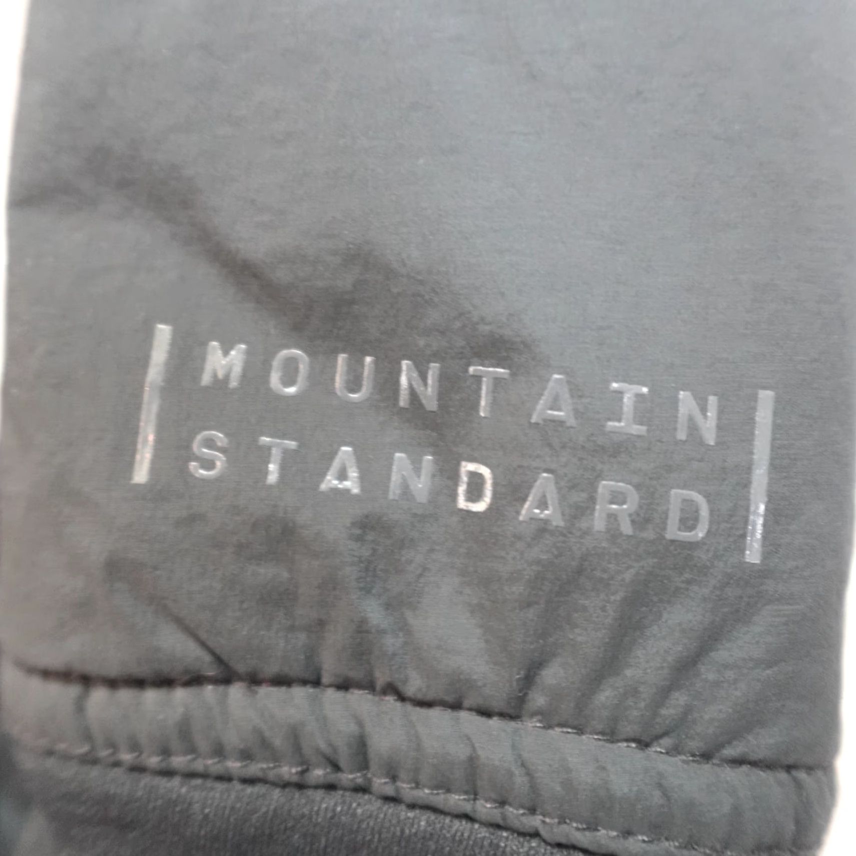 Vintage VINTAGE Mountain Standard Womens Jacket S Black Full Zip Bomber Quilted Down Size S / US 4 / IT 40 - 2 Thumbnail