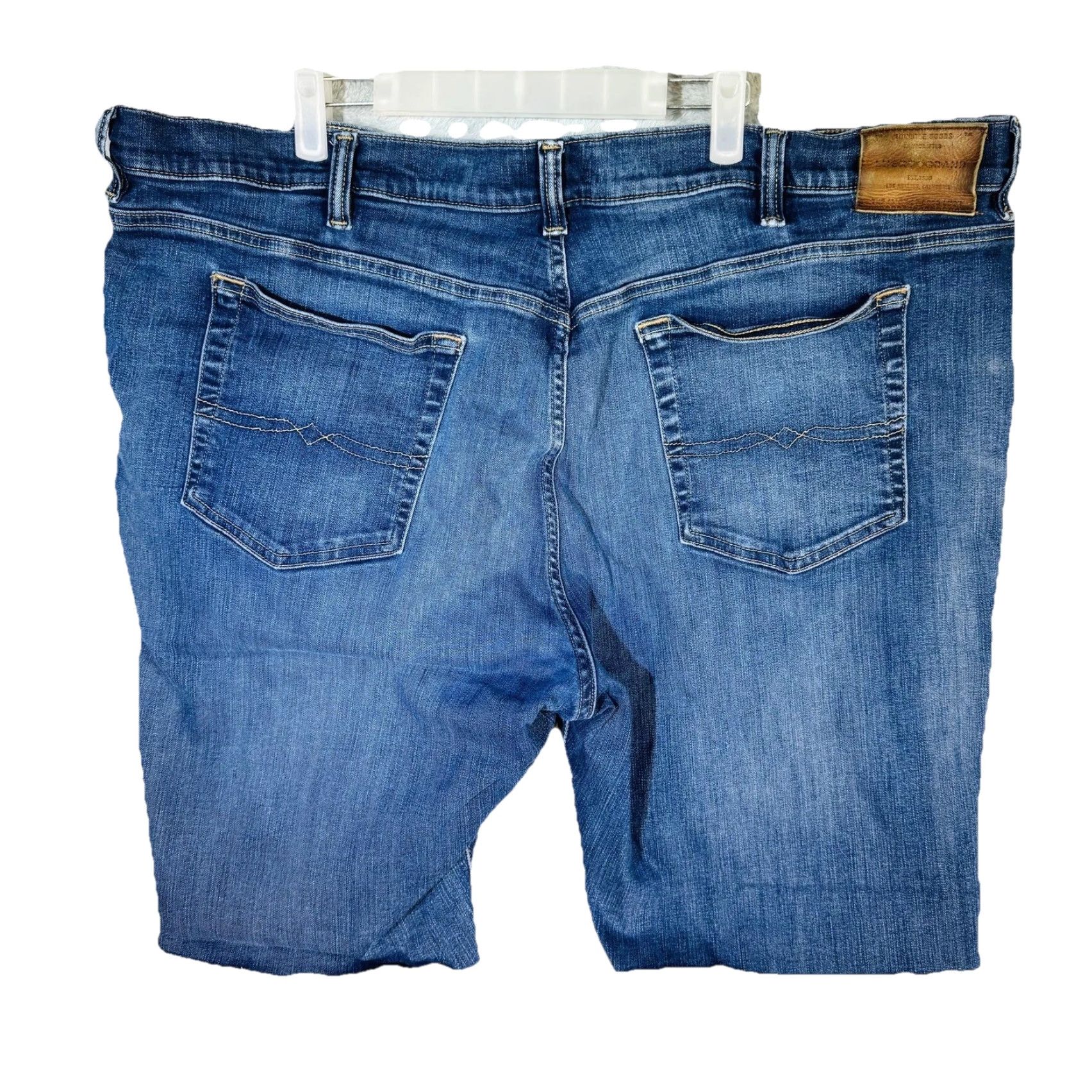 Lucky Brand Lucky Brand Denim Shorts Bermuda Athletic Taper Stretch 8 Inseam Blue Mens 48 Denim Shorts Size US 32 / EU 48 - 4 Thumbnail
