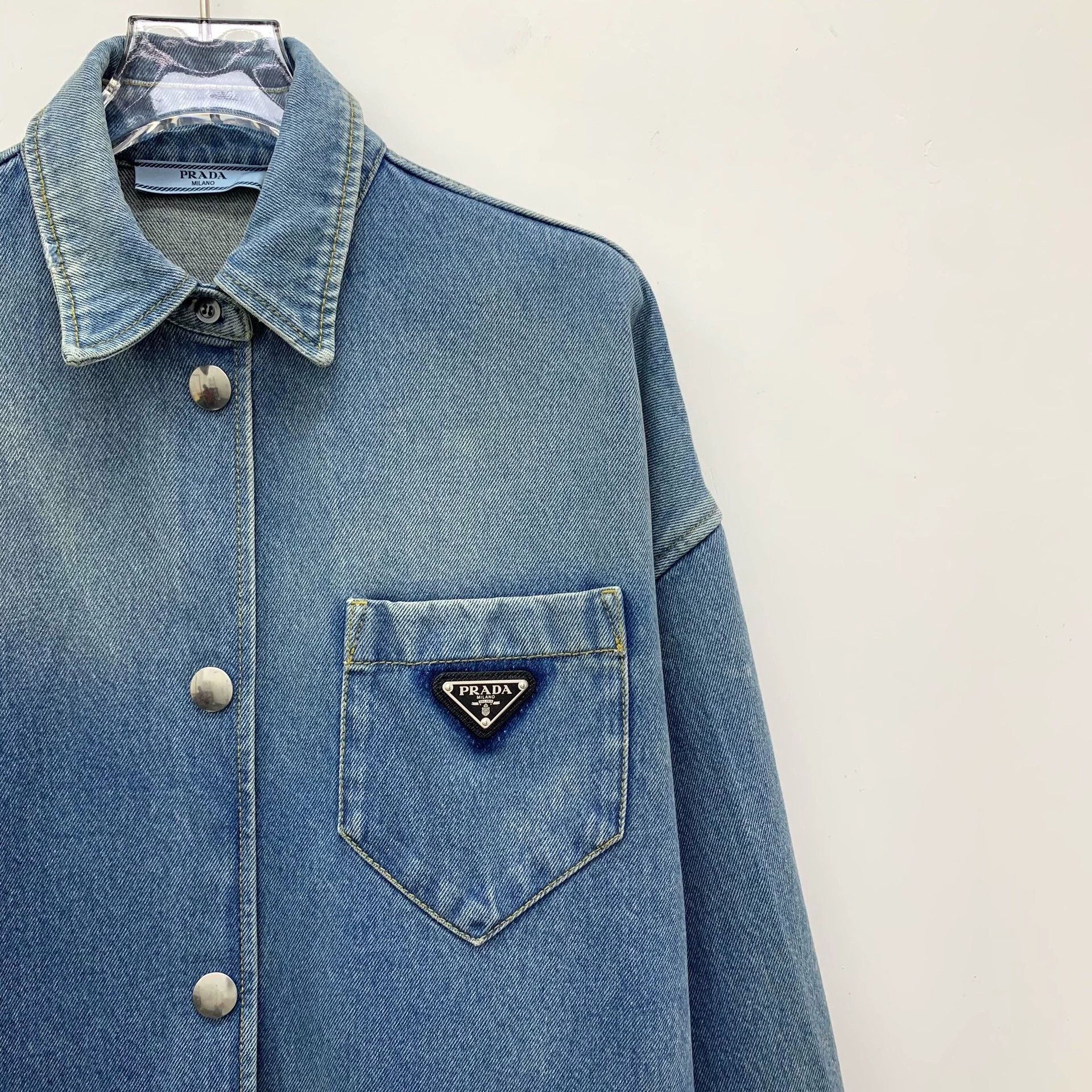 Prada Prada Gradient Logo Triangle Label Cotton Long-Sleeve Shirt Size US M / EU 48-50 / 2 - 3 Thumbnail