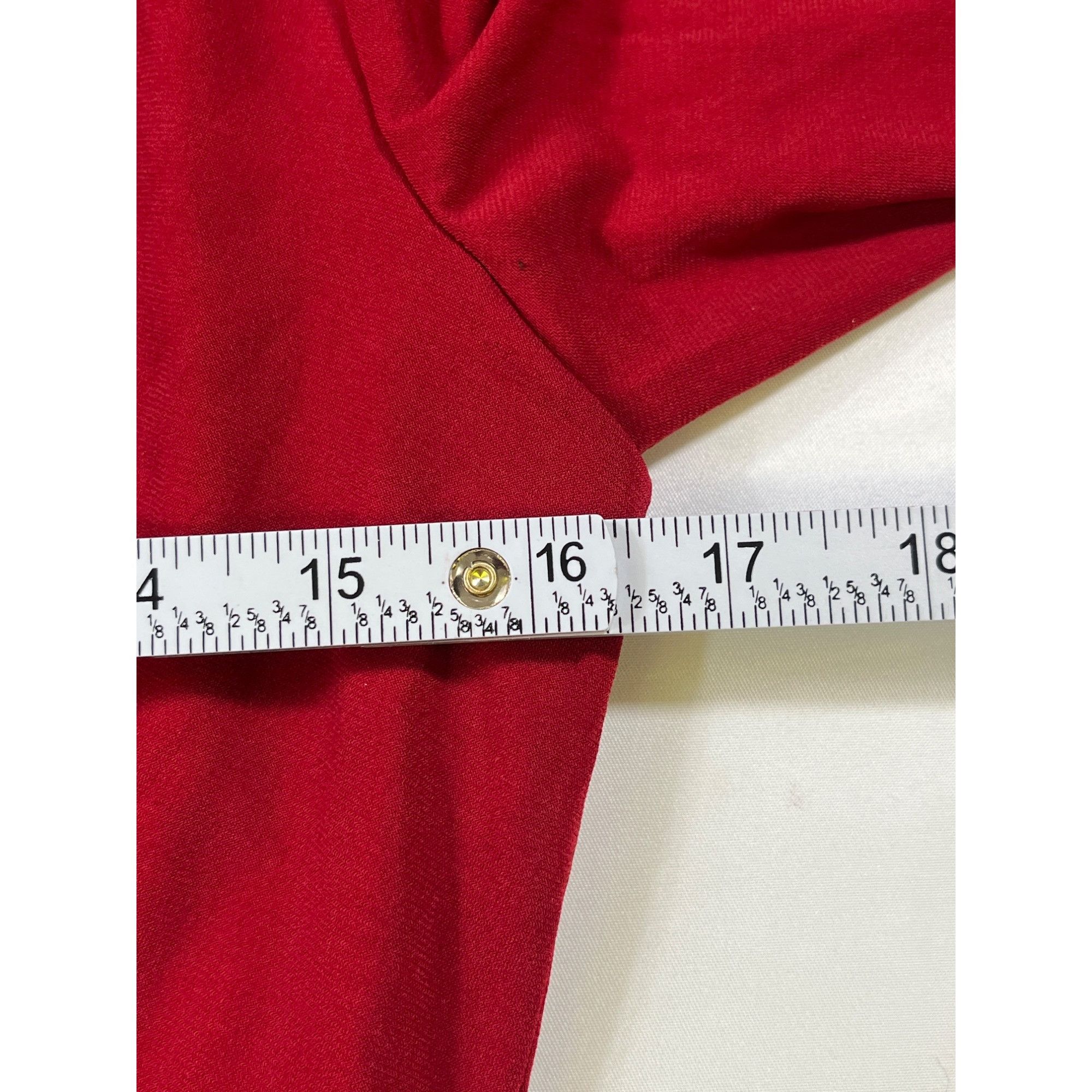 MAGGY LONDON Maggy London SKU 7612 Red Ruffle V-Neck Dress Size 10 Size L / US 10 / IT 46 - 5 Thumbnail