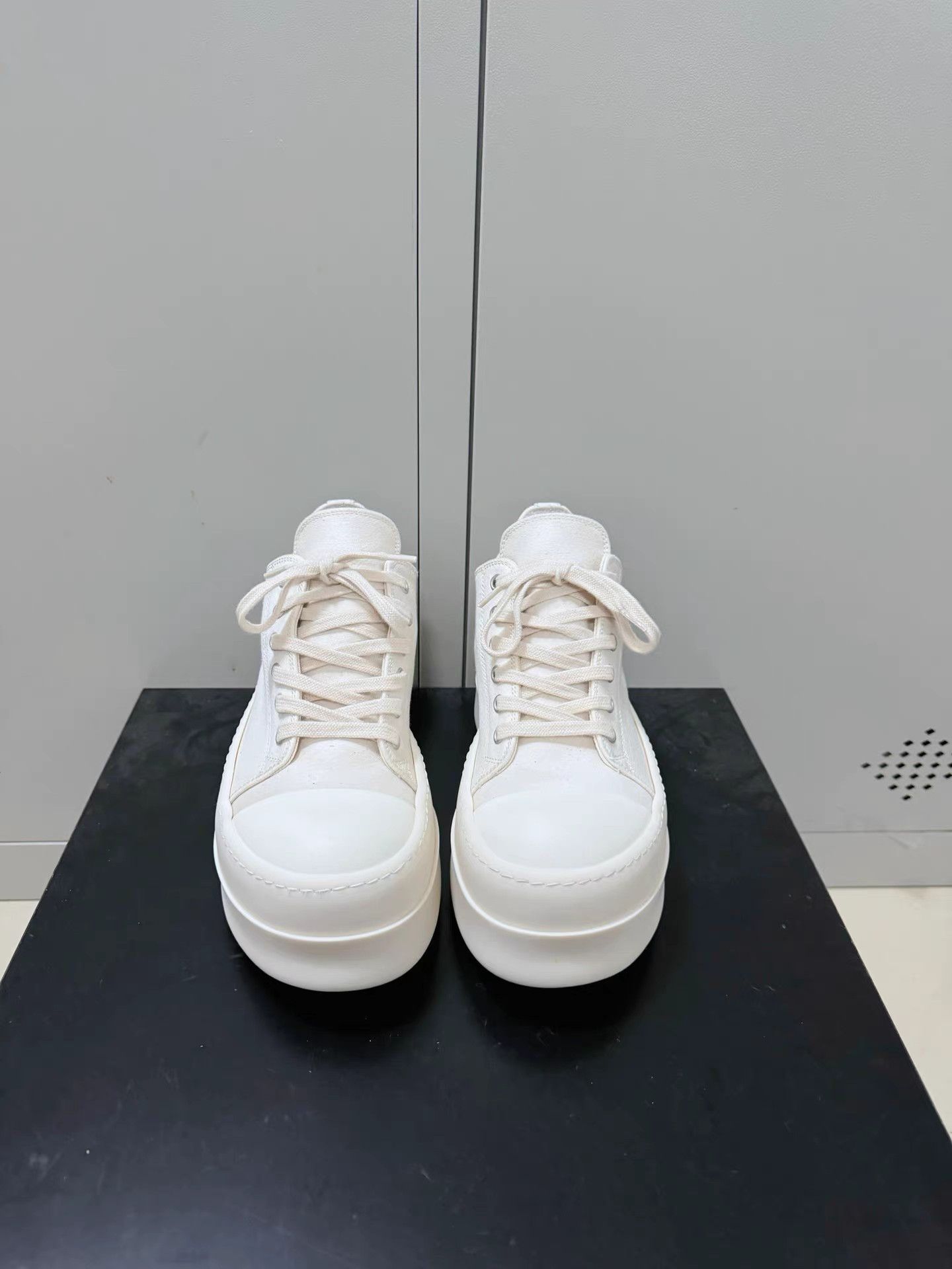 Rick Owens Drkshdw Rick Owens Drkshdw milk white Converse high-top sneakers Size US 8 / IT 38 - 2 Thumbnail