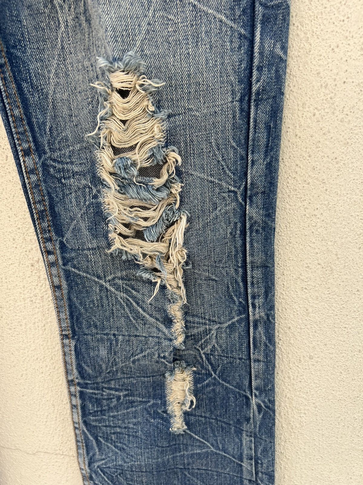 Vintage Vintage Diviner Japan Distressed Denim Flare Jeans Size US 29 - 12 Thumbnail
