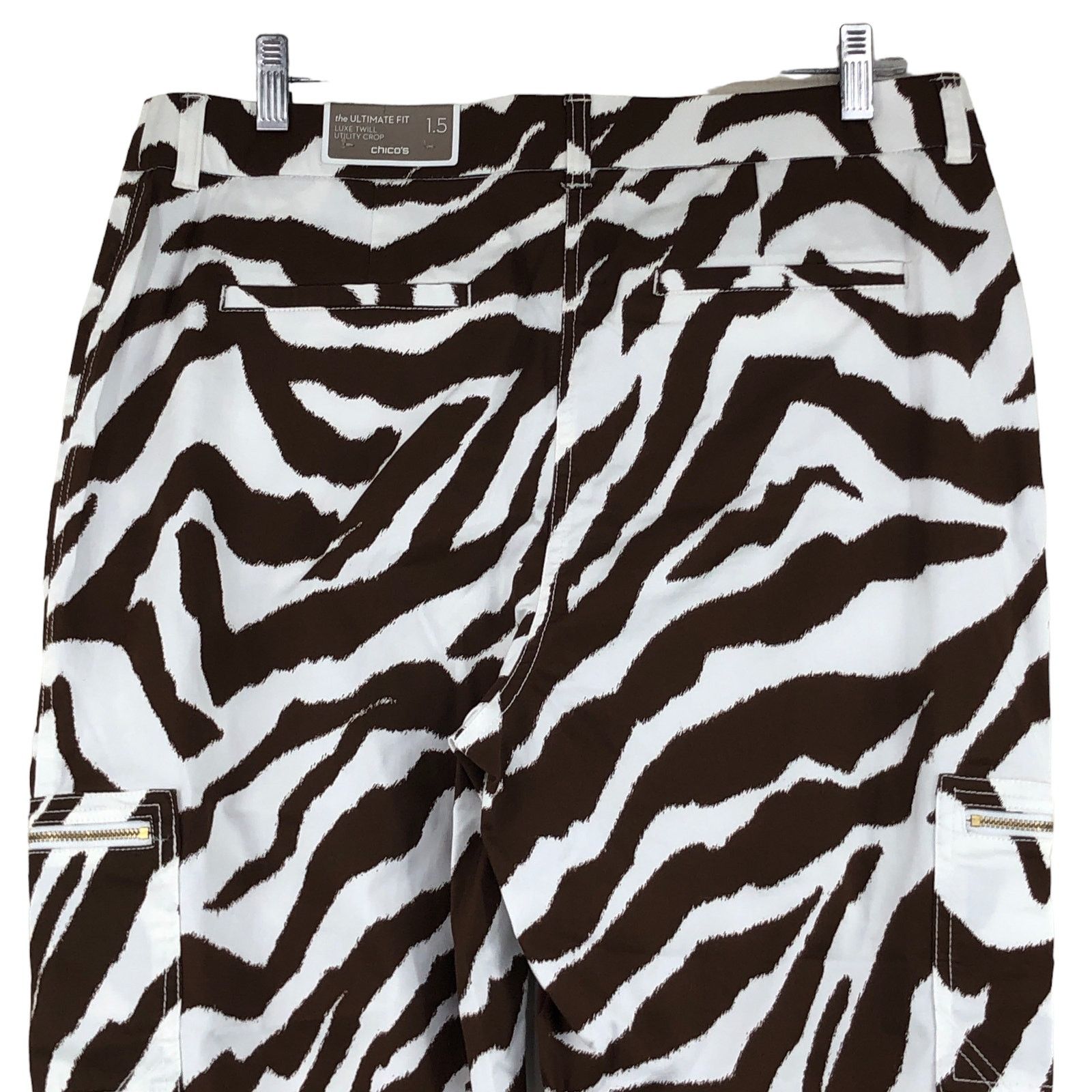 Chicos Chicos Sz 1.5 US 10 M Utility Crop Pants Stretch Zebra NEW Size 34" / US 12 / IT 48 - 6 Thumbnail