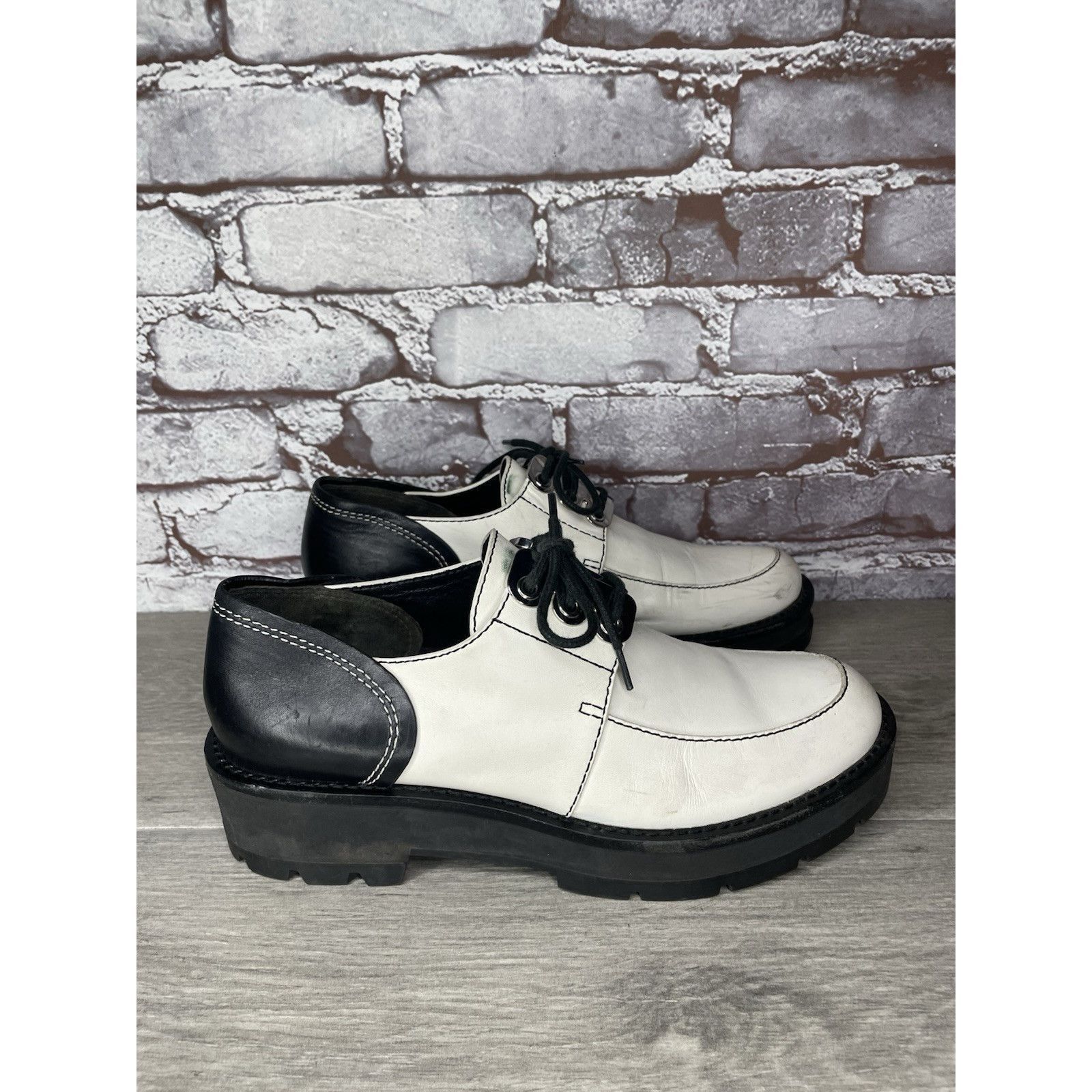 3.1 Phillip Lim 3.1 Phillip Lim White Leather Black Oxfords Lace Up Shoes Wo Size US 10.5 / IT 40.5 - 5 Thumbnail