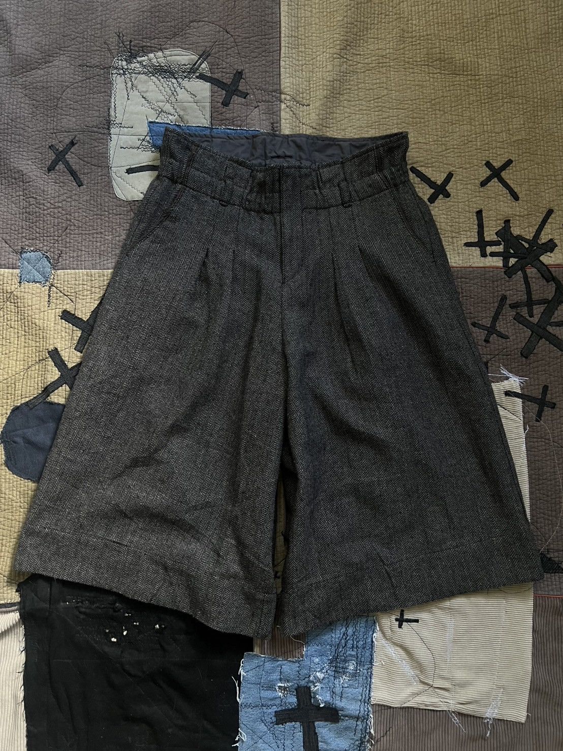Vintage Vintage 80-90s Wool Short Pants Size US 32 / EU 48 - 1 Thumbnail