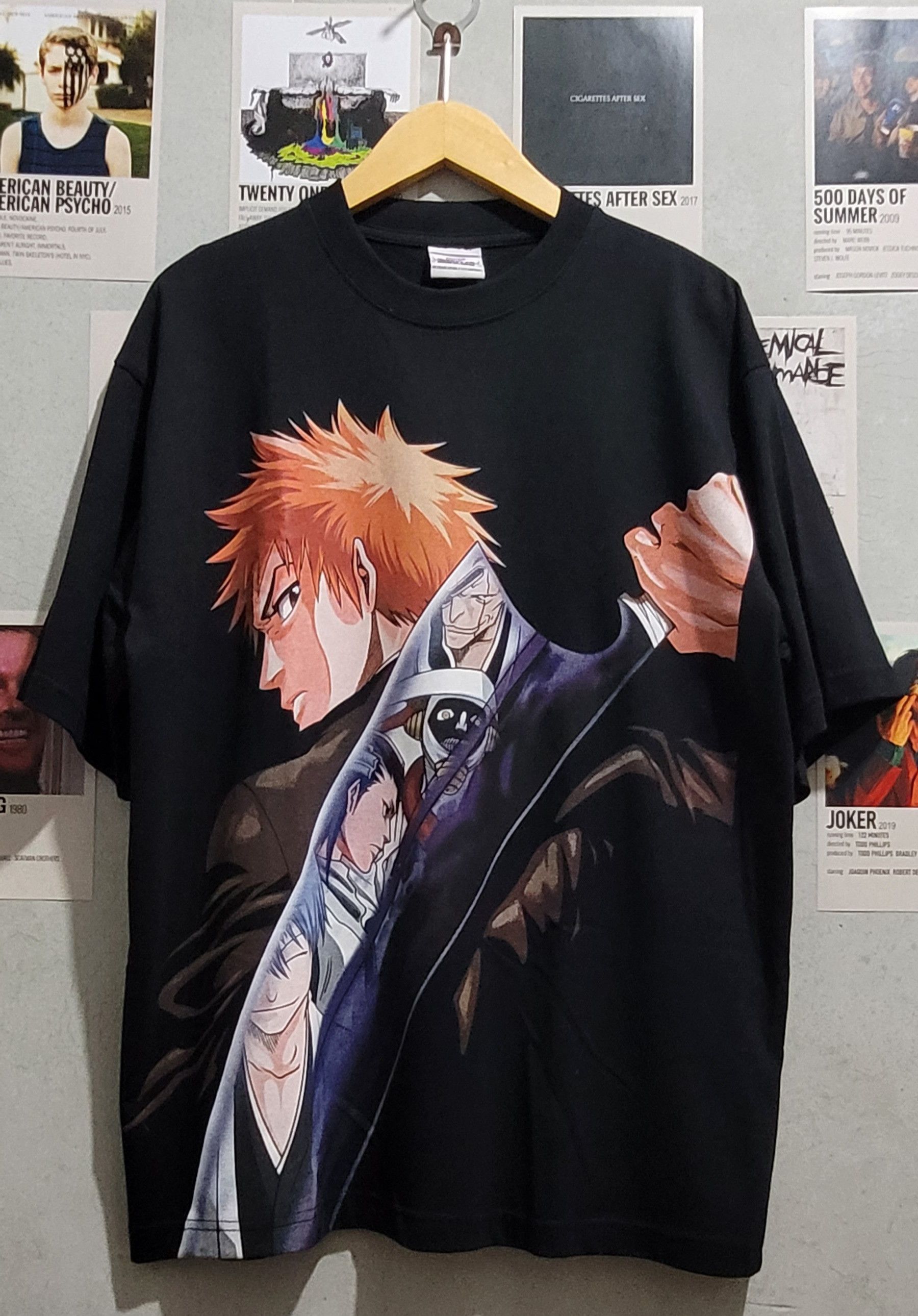 image of 1 x 1 Of 1 Extreme Anime Bleach Ichigo & Gotei Vs Aizen & Espada in Black, Men's (Size XL)