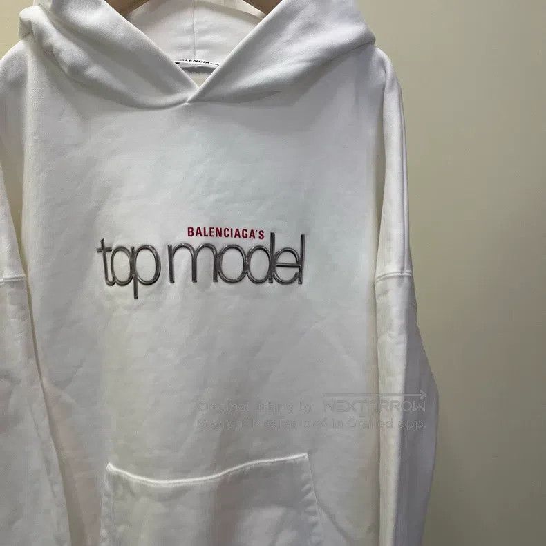 Balenciaga Balenciaga White Hooded Sweatshirt Size US S / EU 44-46 / 1 - 2 Thumbnail