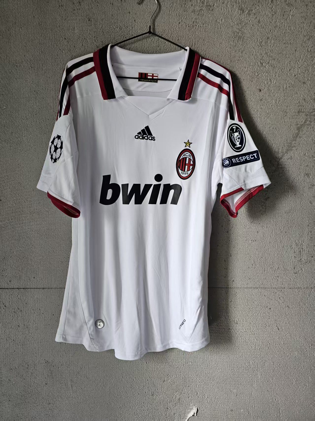 Other 2008 2009 AC Milan #80 Ronaldinho Jersey Size US S / EU 44-46 / 1 - 2 Thumbnail