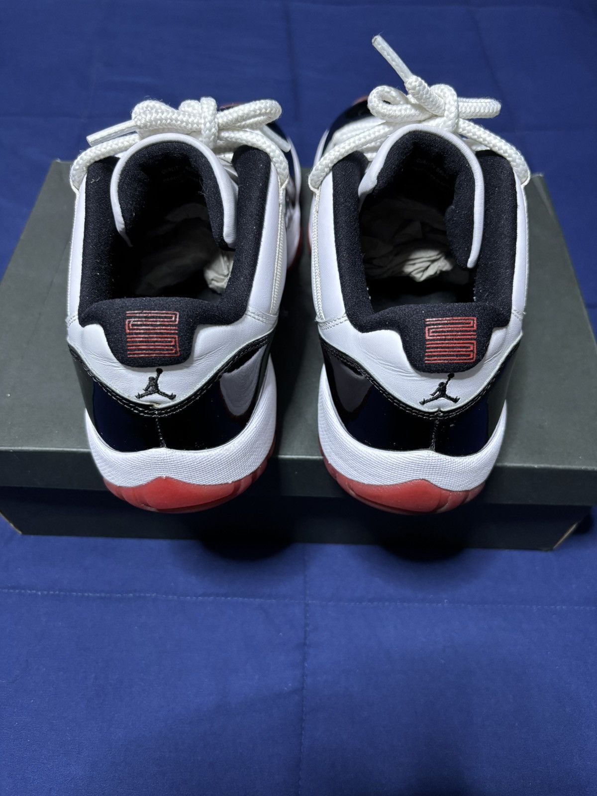 Jordan Brand Jordan 11 Retro Low Concord Bred 2020 Size 9.5 Size US 9.5 / EU 42-43 - 4 Thumbnail