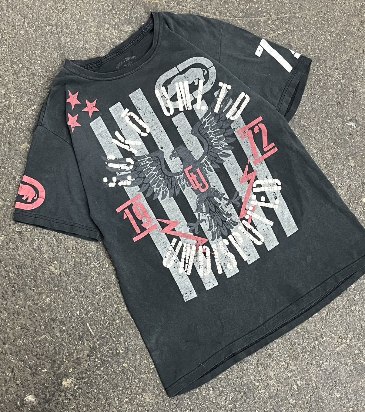 Ecko Unltd. × Vintage Ecko y2k faded tee skater hype rare emo goth grunge Size US M / EU 48-50 / 2 - 1 Thumbnail