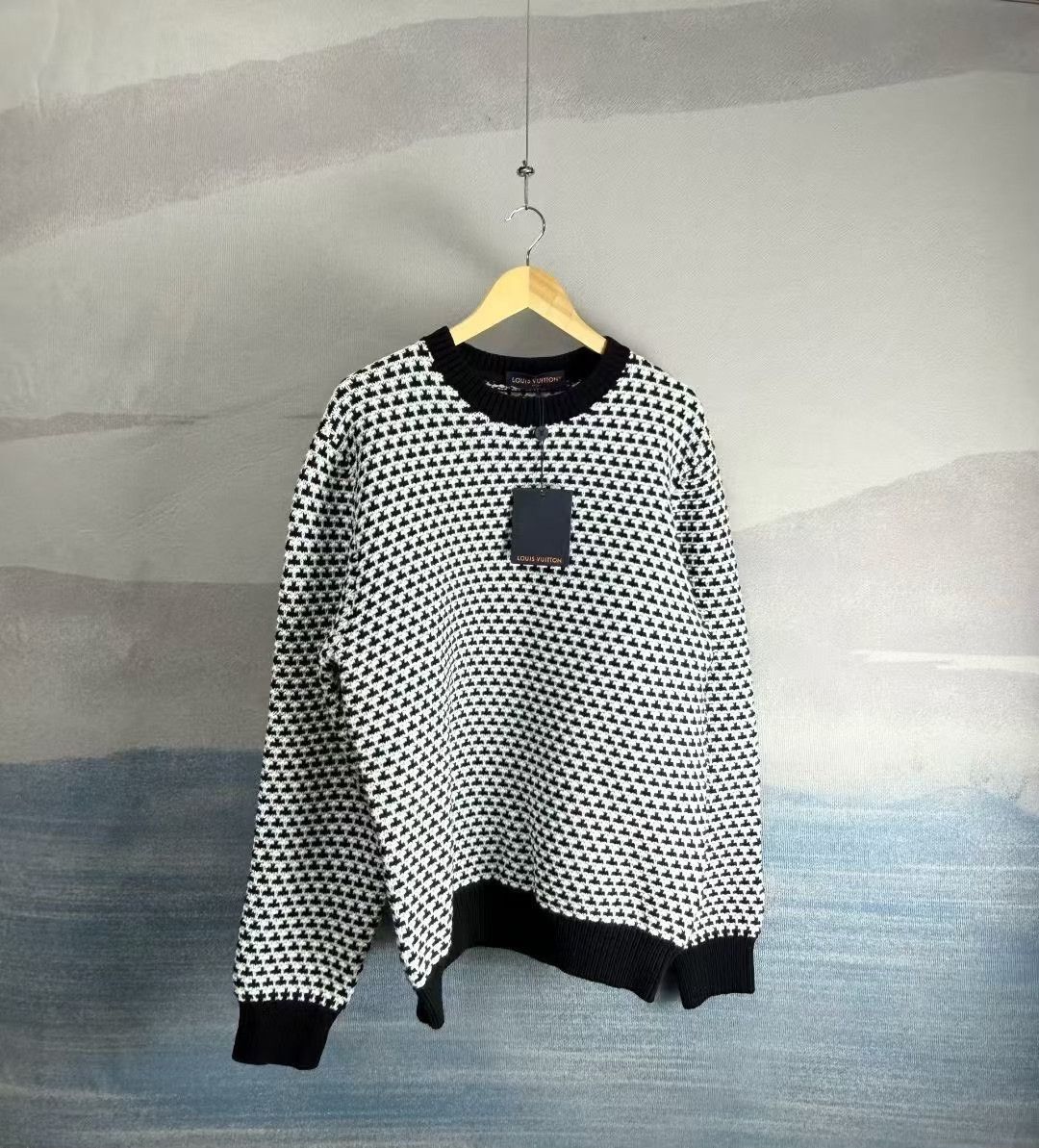 Louis Vuitton Louis Vuitton Houndstooth Wool Sweater Size US S / EU 44-46 / 1 - 1 Thumbnail