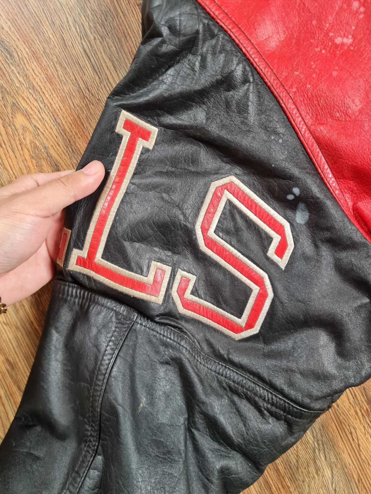 Starter Vintage Pro Player Chicago Bulls leather bomber jacket Size US XL / EU 56 / 4 - 7 Thumbnail