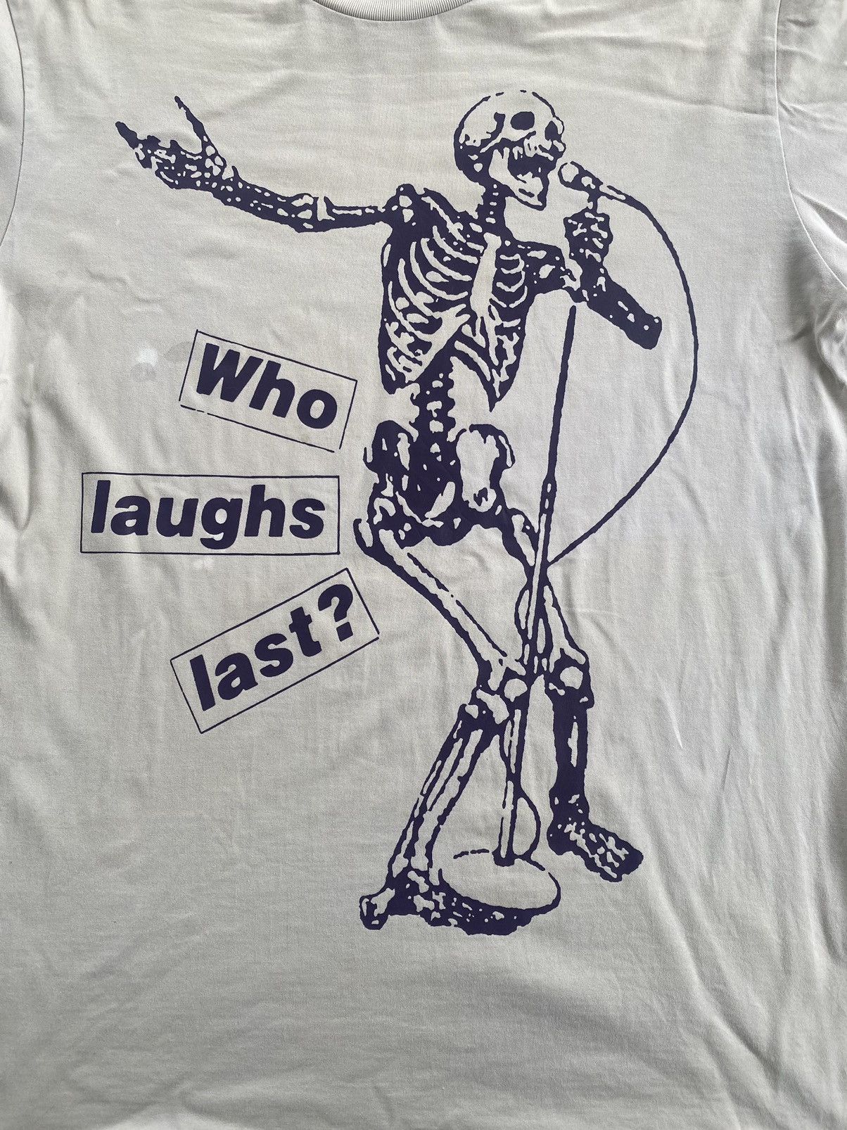 Barbara Kruger VINTAGE BARBARA KRUGER WHO LAUGHS LAST? TEE Size US L / EU 52-54 / 3 - 2 Thumbnail