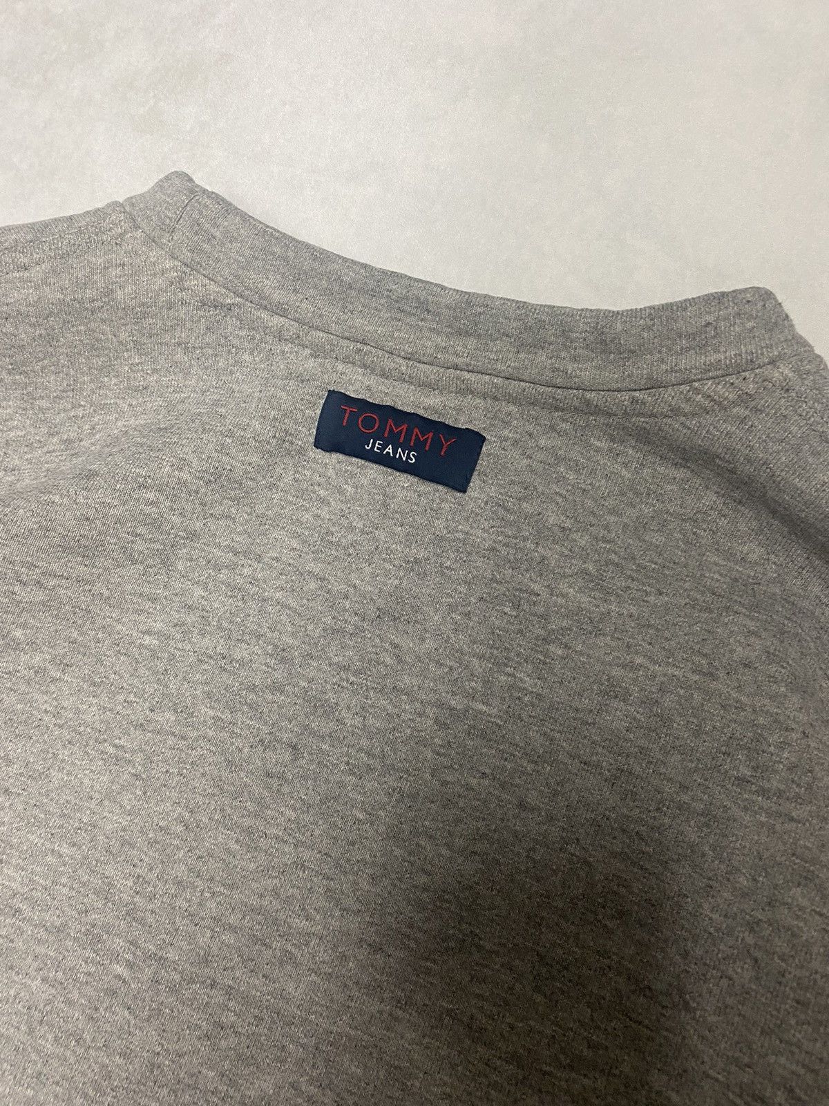 Tommy Jeans × Vintage Vintage Rare 90’s Skater Tommy Jeans Spellout Crewneck M Size US M / EU 48-50 / 2 - 7 Thumbnail