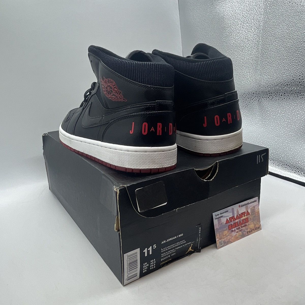 Jordan Brand Air Jordan 1 mid bred Size US 11.5 / EU 44-45 - 4 Thumbnail