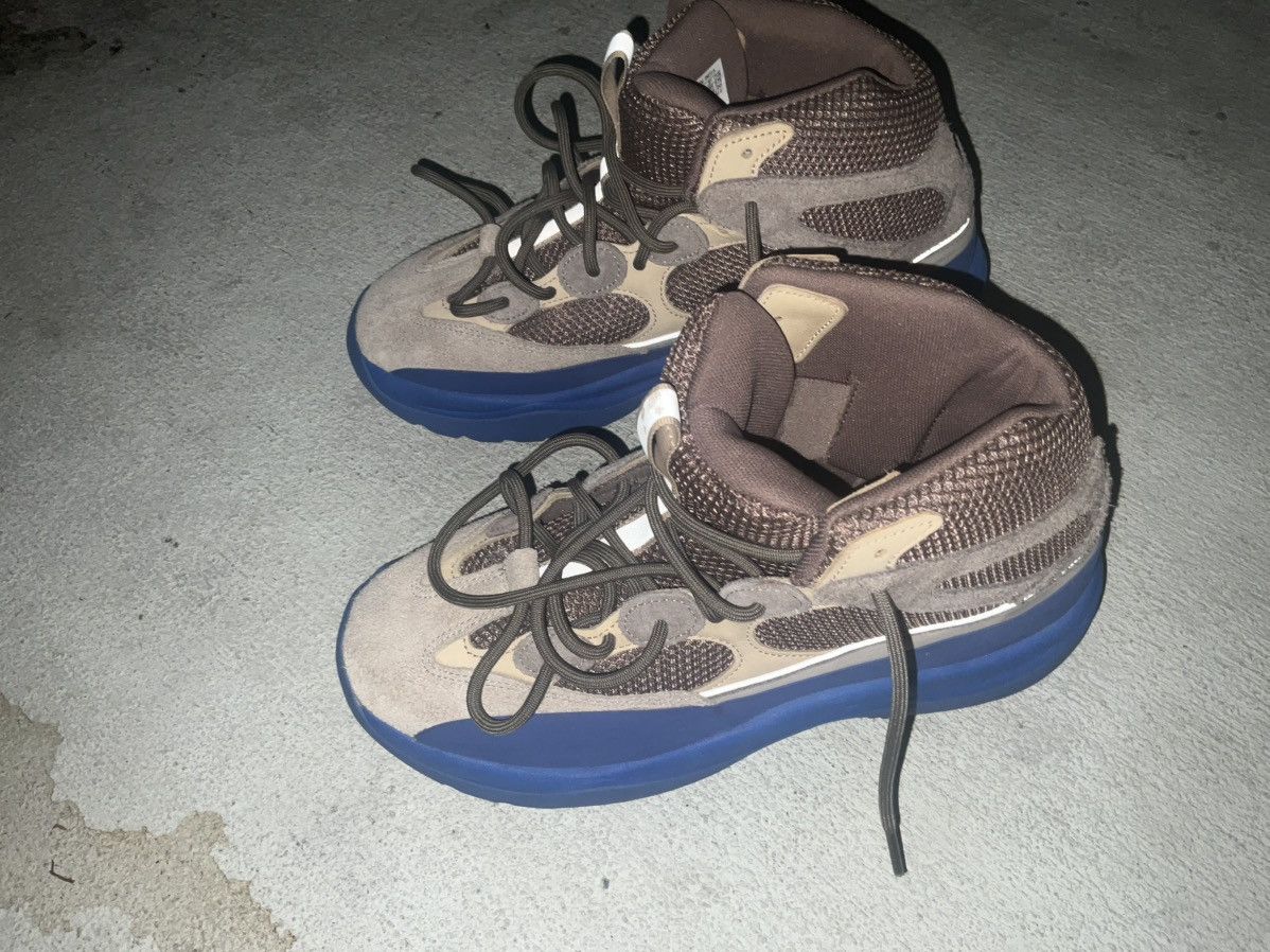Yeezy Yeezy boots Size US 10.5 / EU 43-44 - 4 Thumbnail