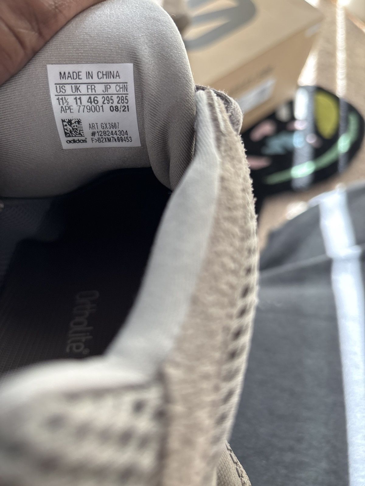 Adidas × Kanye West × Yeezy Yeezy 500 taupe light Size US 11 / EU 44 - 7 Thumbnail