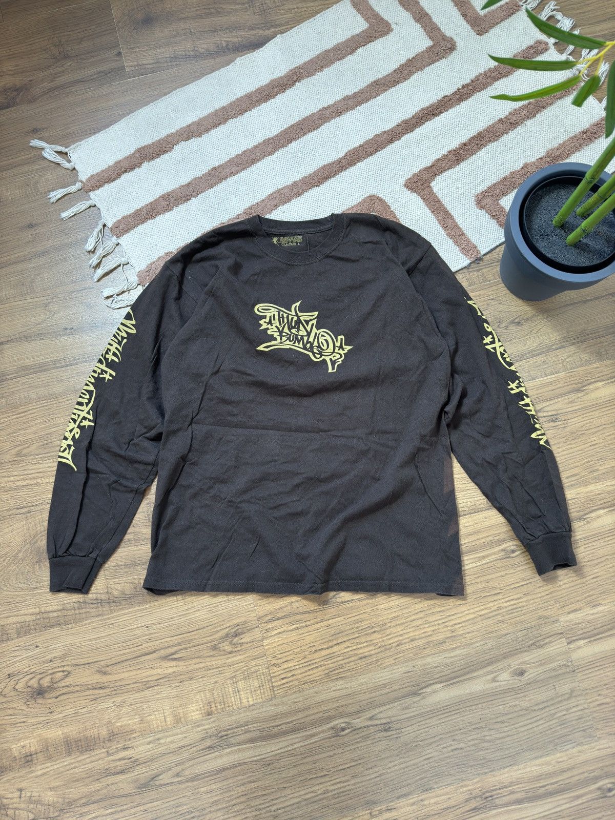 Vintage VINTAGE 2000s TILLY&BROMLEY SKATER LONG SLEEVE Size US L / EU 52-54 / 3 - 4 Thumbnail