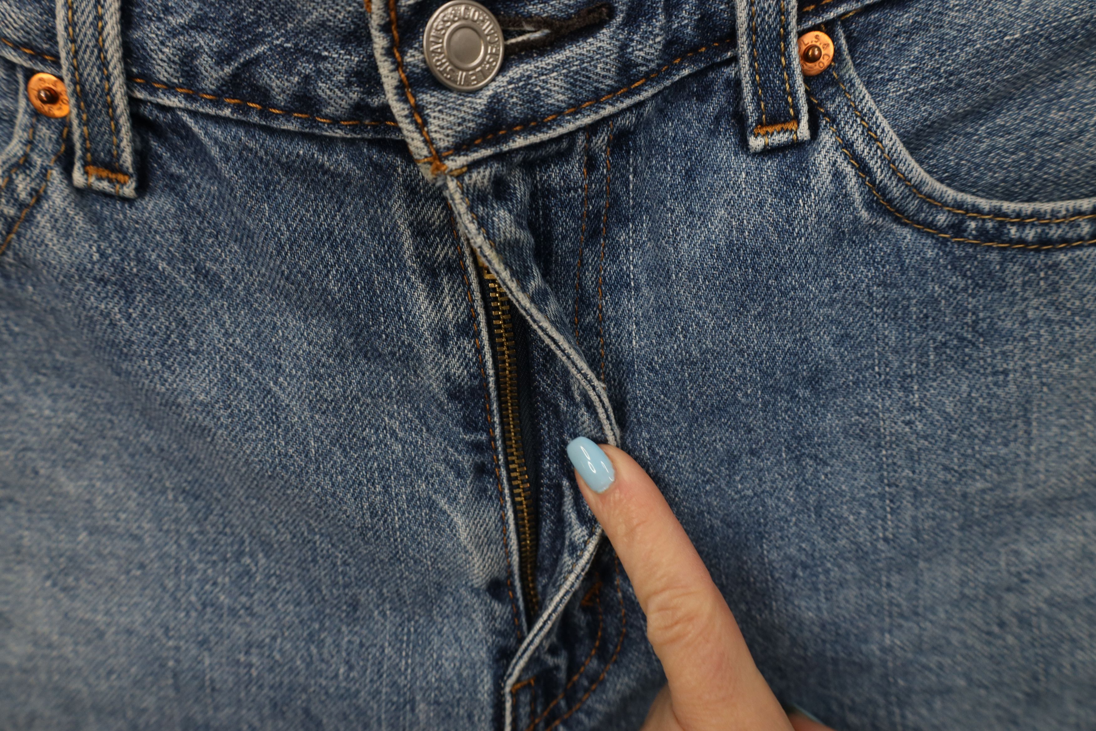 Levi's Vintage 90s Levis 505 Above Knee Regular Fit Denim Shorts Size US 33 - 5 Thumbnail