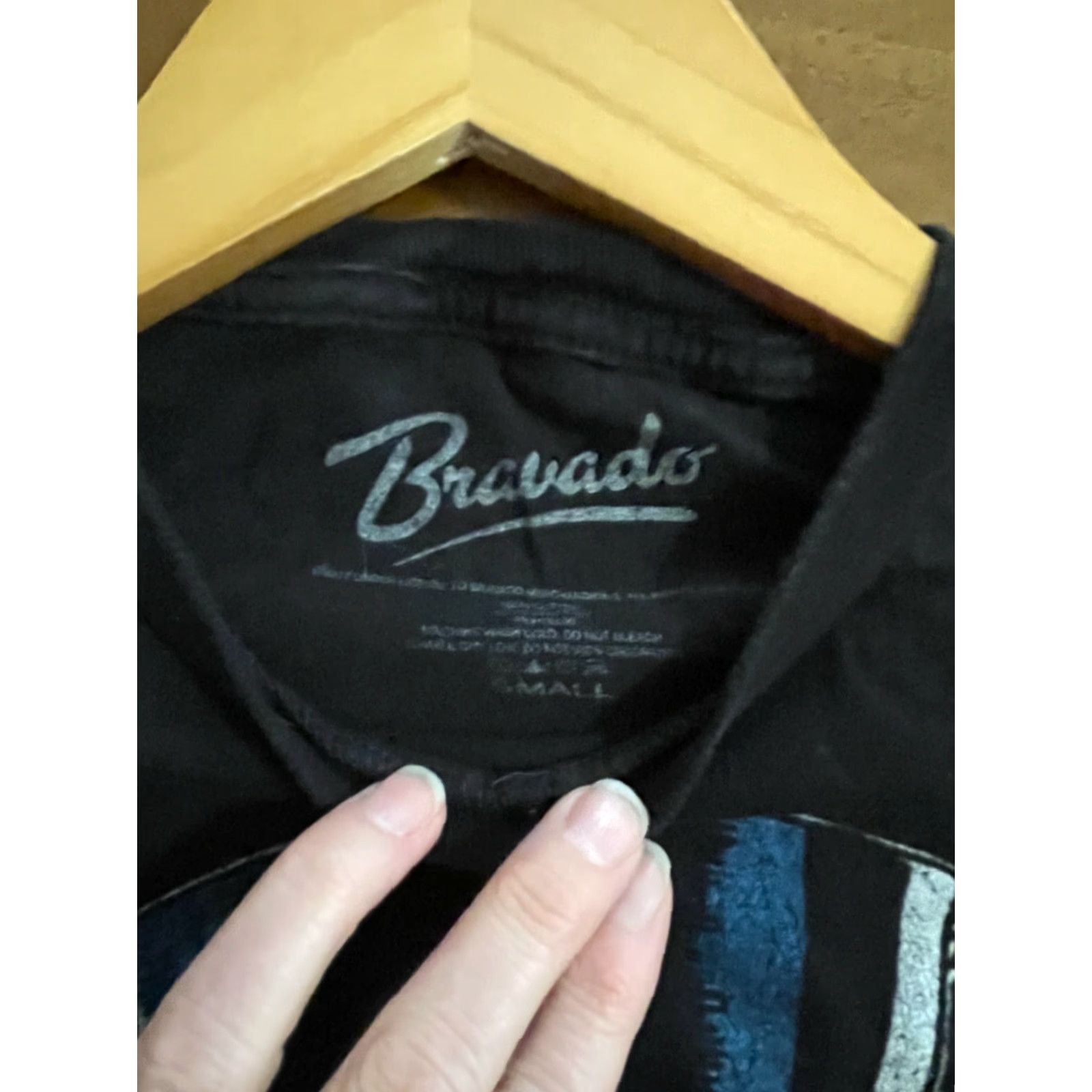 Bravado Guns N Roses Crop Cut Off Band Tee Shirt Bravado Small Women Cropped Tee Short Sleeve Crew Neck Black Cotton T-Shirt Casual Vintage No Size S / US 4 / IT 40 - 4 Thumbnail