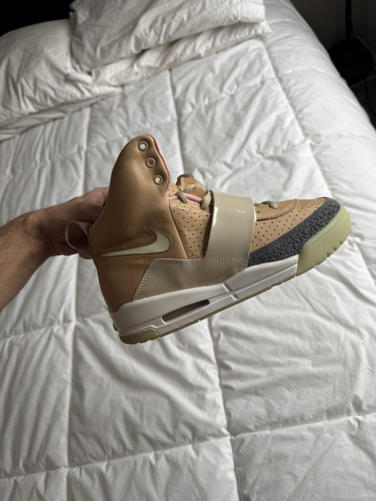Kanye West × Nike Nike Net Net Air Yeezy 1 Size US 9 / EU 42 - 10 Thumbnail