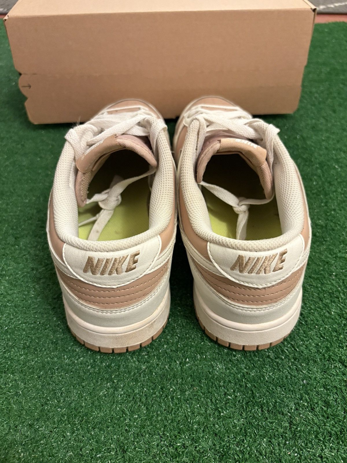 Nike Dunk low Beige Sail Size 10.5/12w Size US 10.5 / EU 43-44 - 3 Thumbnail
