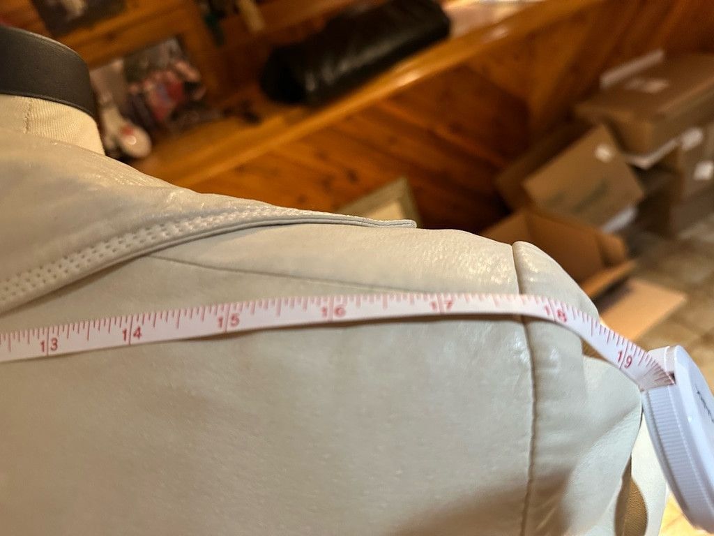 Danier Danier genuine leather off white size L, Size L / US 10 / IT 46 - 10 Thumbnail