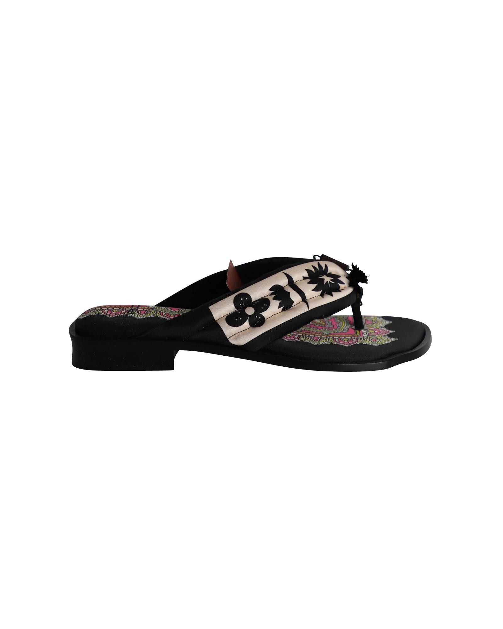image of Etro Quilted Printed Silk Flip Flops Shoes, Women's (Size 9)