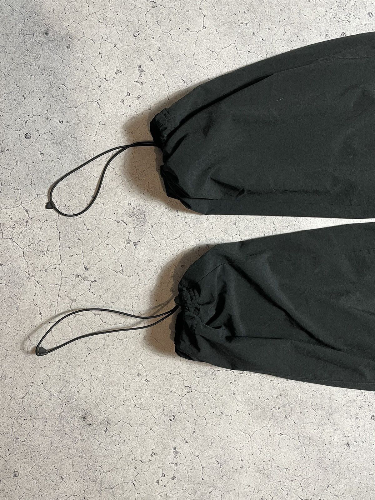 Nike Vintage Nike Drill Track Pants Nylon Y2K style Swoosh Hype Size US 38 / EU 54 - 3 Thumbnail