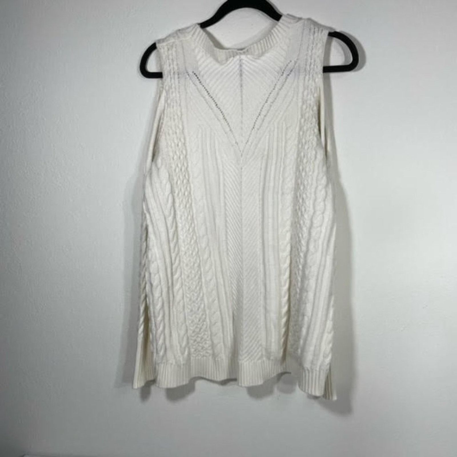 Other Lane Bryant White Cold Shoulder Knit Sweater Size 18/20 Size XXL / US 16-18 / IT 52-54 - 2 Thumbnail