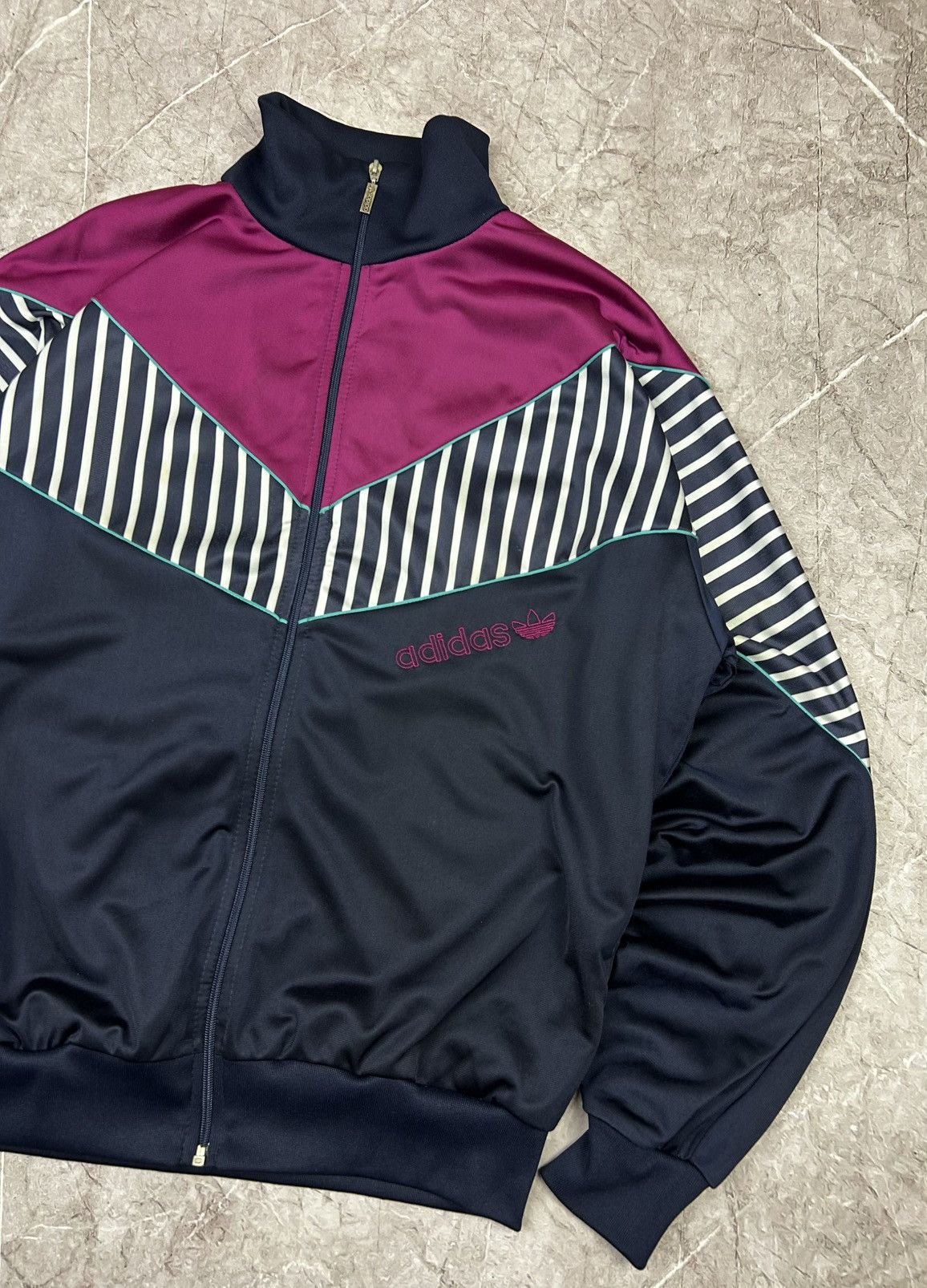 Adidas Adidas Vintage Sweatshirt zip Size US L / EU 52-54 / 3 - 3 Thumbnail