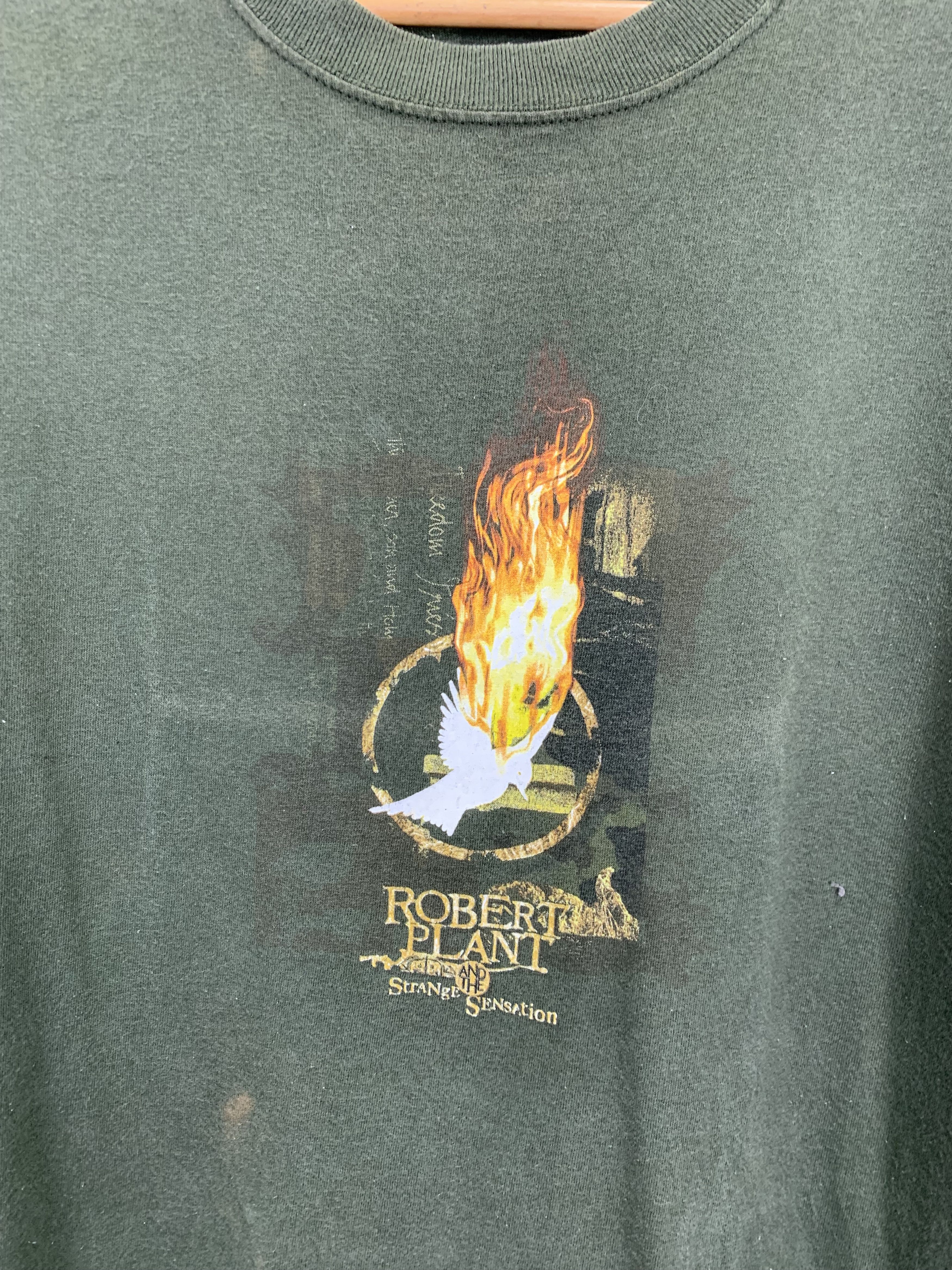 Band Tees × Led Zeppelin × Vintage Vintage Robert Plant Led Zeppelin T Shirt TA0192 Size US S / EU 44-46 / 1 - 7 Thumbnail