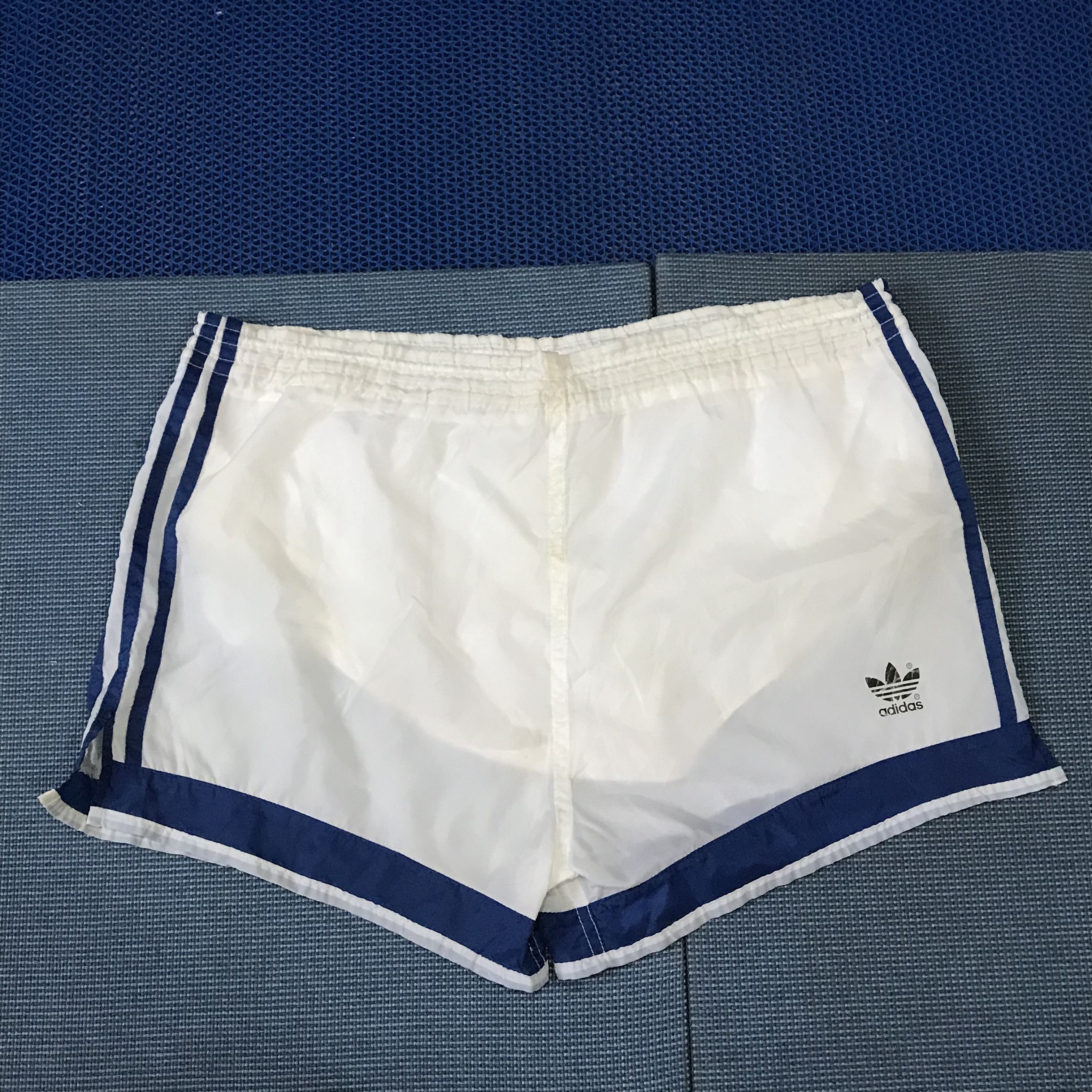 Adidas Vintage adidas Short Pants Classic White and Blue Stripe Size US 36 / EU 52 - 1 Thumbnail