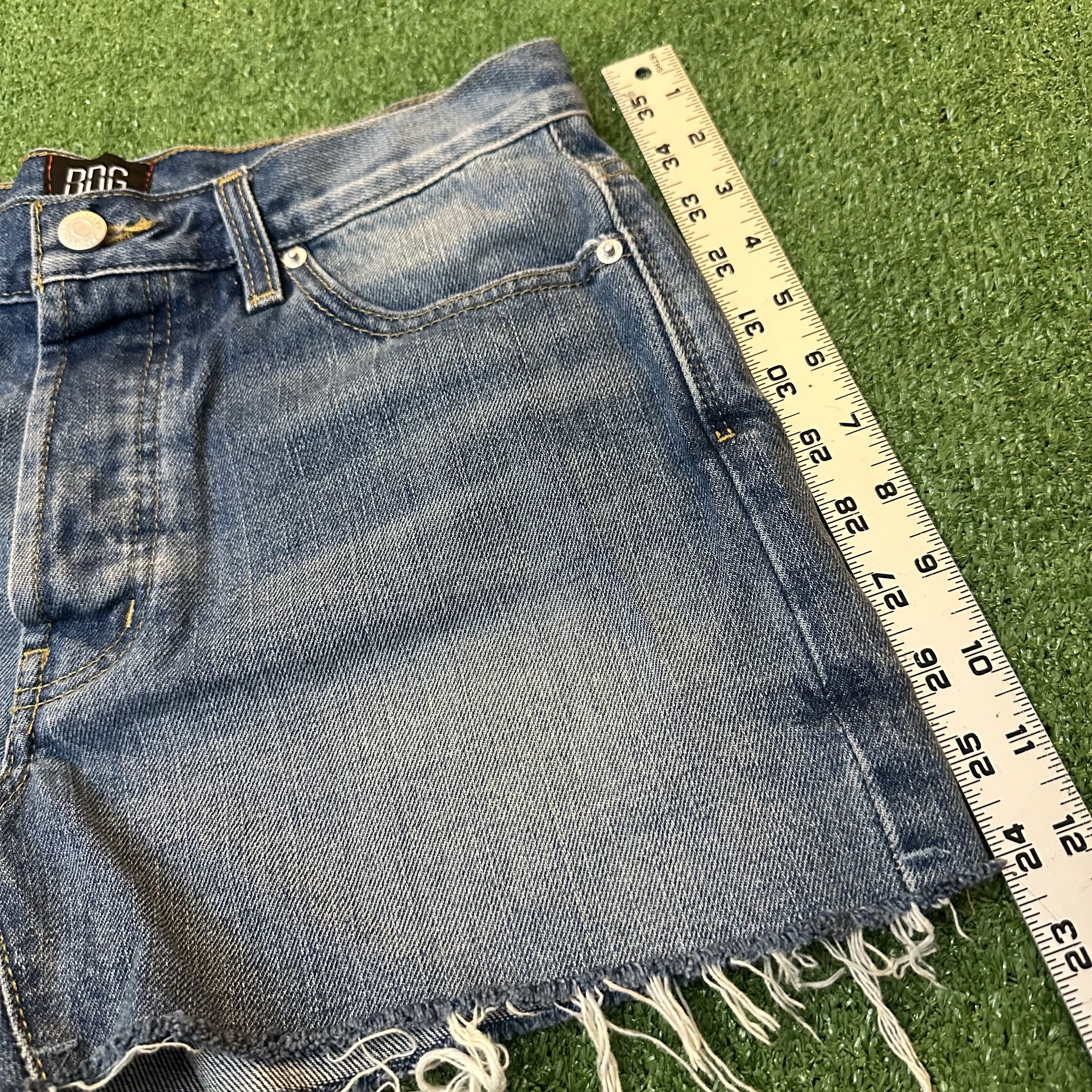 Bdg Women's BDG Low-Rise Boyfriend Jean Shorts Size 29" - 3 Thumbnail