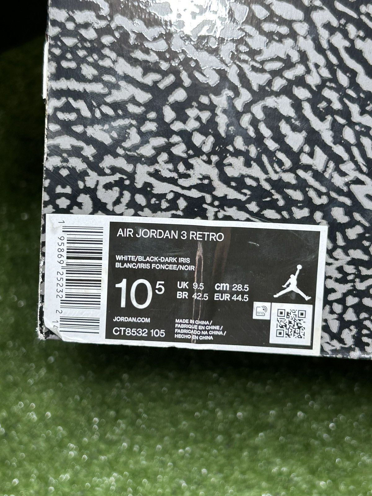 Jordan 3 Dark Iris