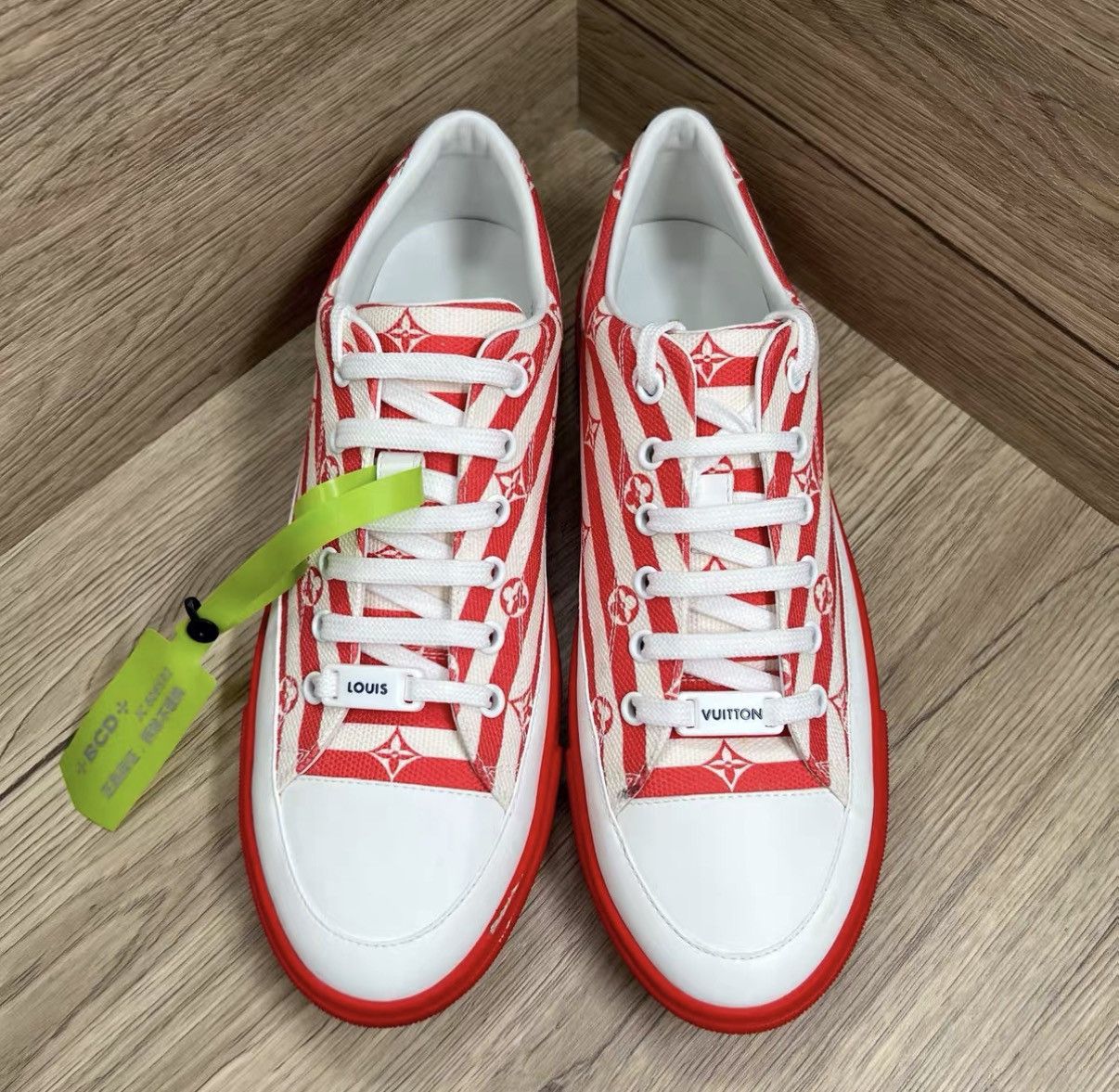 Louis Vuitton Louis Vuitton Stellar Striped Canvas Sneakers J41 Size US 9 / IT 39 - 2 Thumbnail