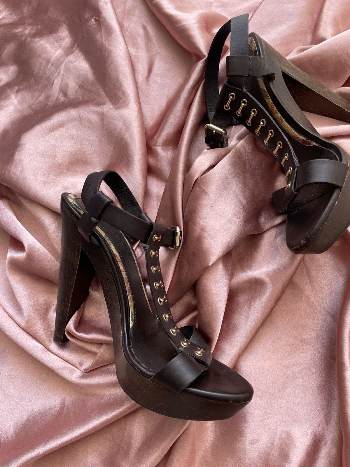 Burberry Burberry heels Size US 7.5 / IT 37.5 - 6 Thumbnail