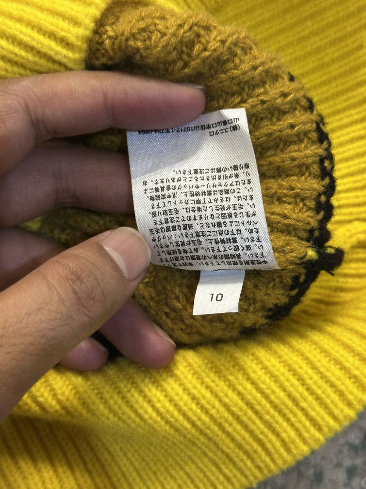Marni × Uniqlo FW22 Marni x Uniqlo Popcorn Knitted V Neck Size US M / EU 48-50 / 2 - 12 Thumbnail