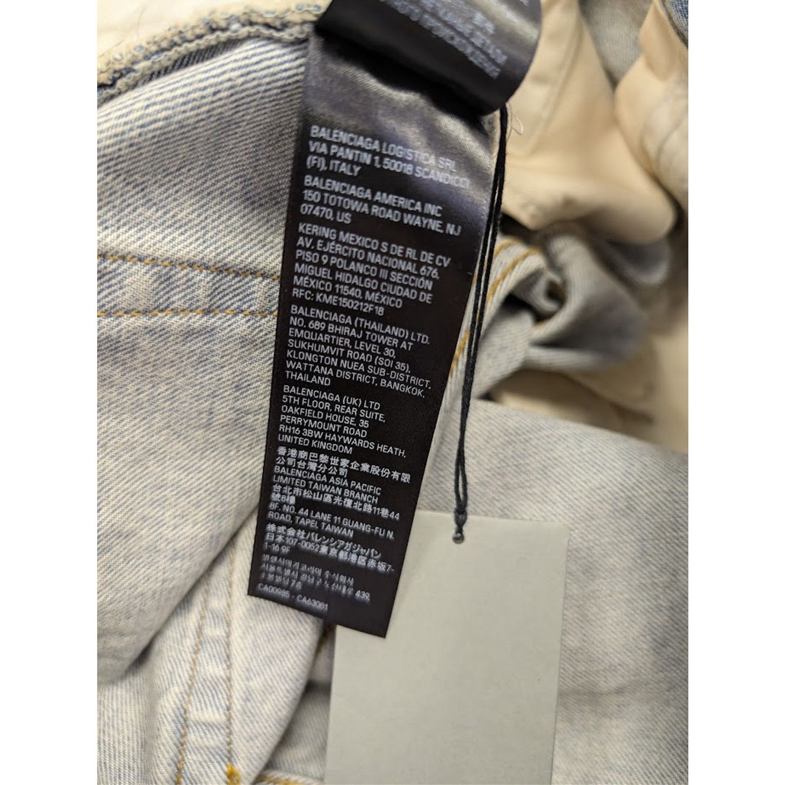Balenciaga o1rshd1 Flared Denim Pants in Light Indigo/Madder Size US 33 - 20 Thumbnail
